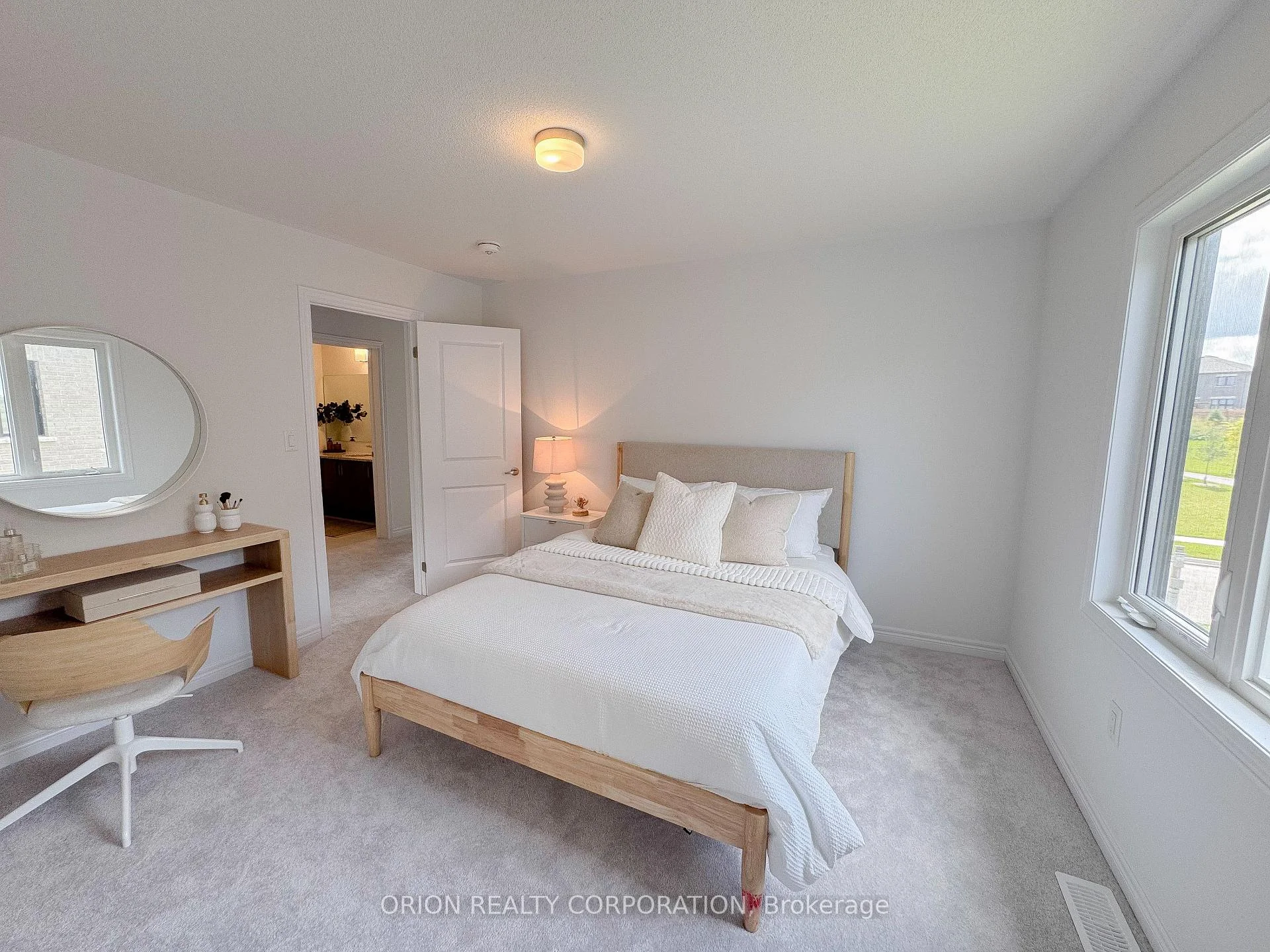 Photo 33 of 122 Thicketwood Avenue, Barrie, Rural Barrie Southeast — HOMEH
