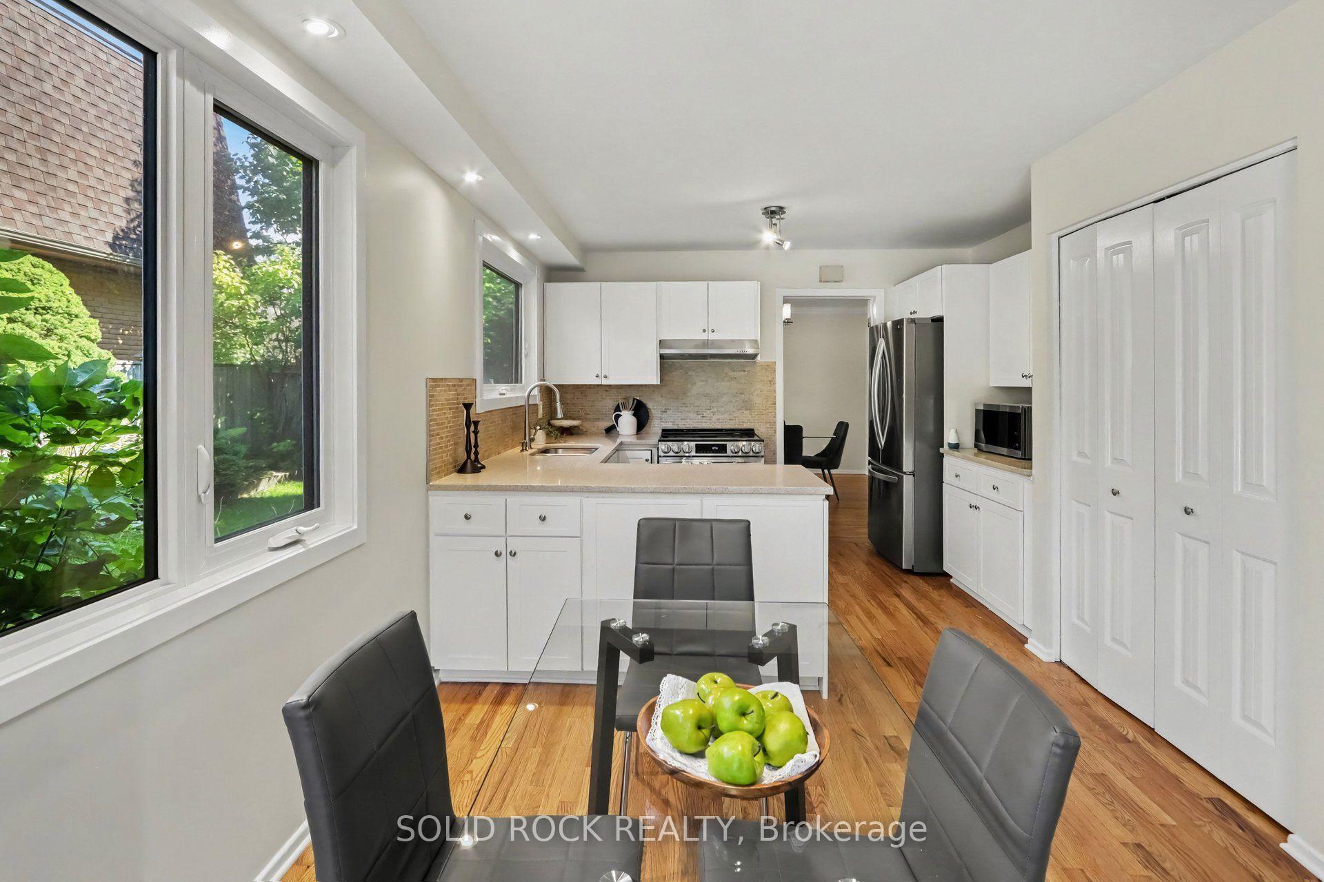Photo 11 of 1599 Featherston Drive, Ottawa, Guildwood Estates - Urbandale Acres — HOMEH