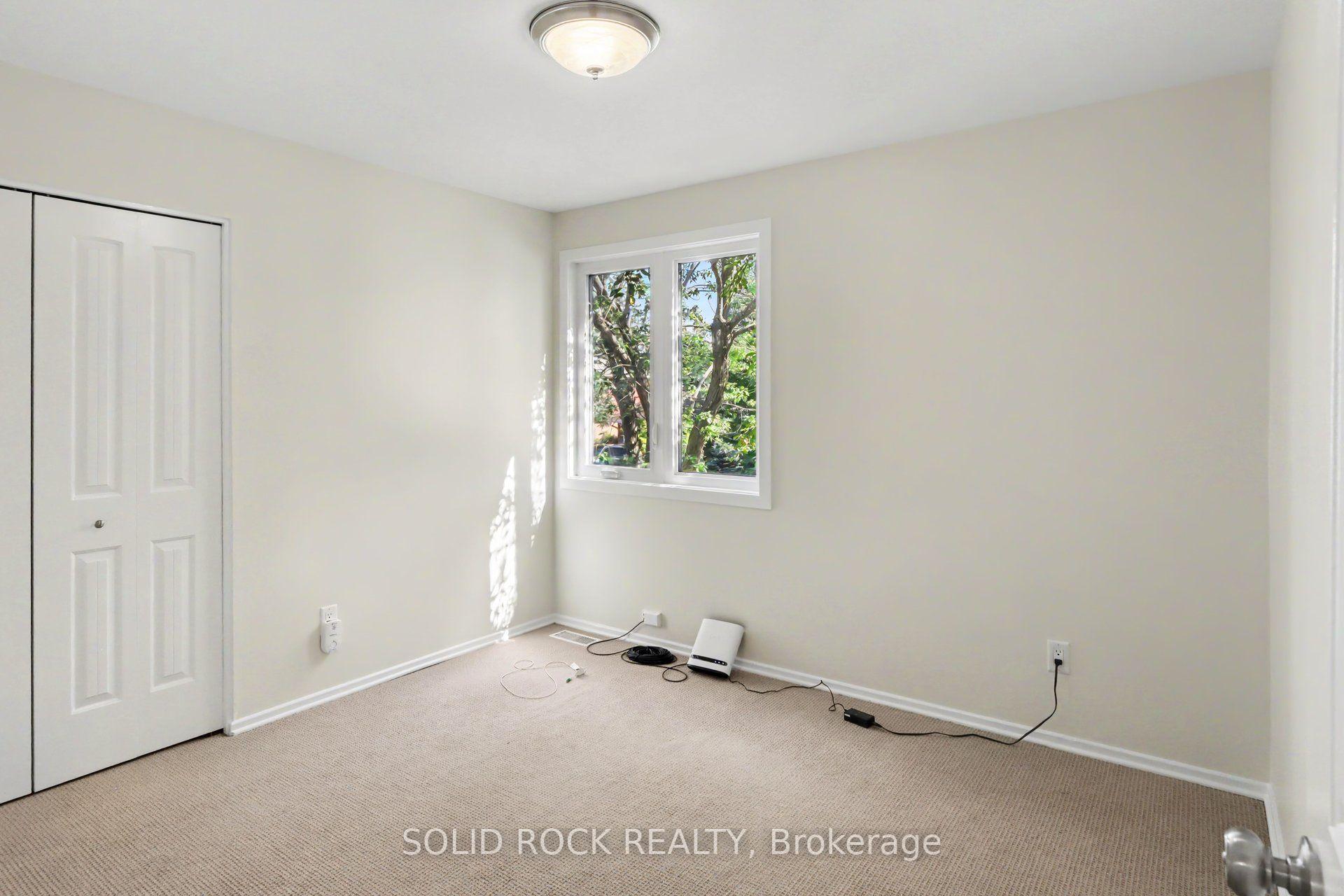 Photo 30 of 1599 Featherston Drive, Ottawa, Guildwood Estates - Urbandale Acres — HOMEH
