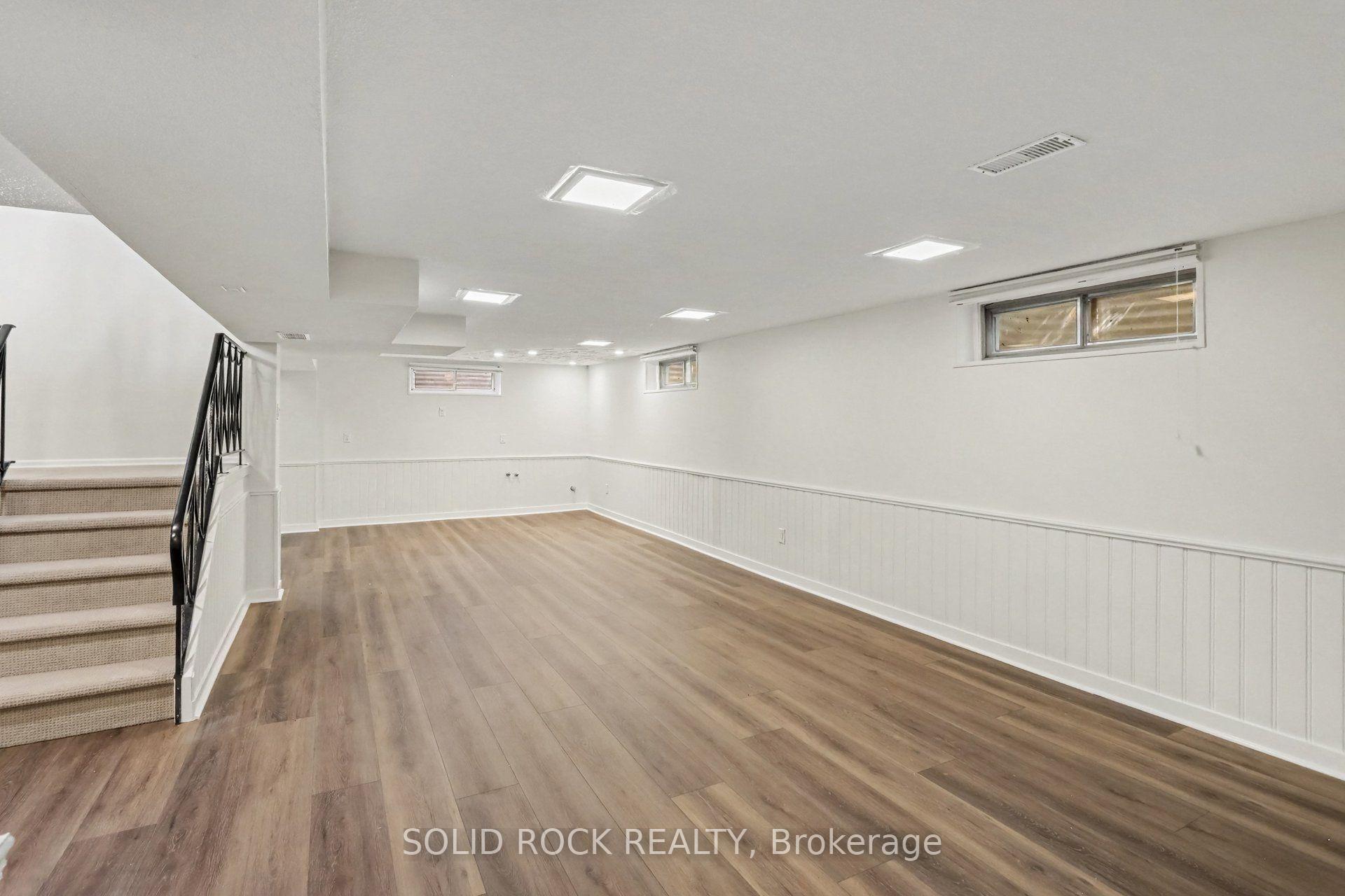 Photo 33 of 1599 Featherston Drive, Ottawa, Guildwood Estates - Urbandale Acres — HOMEH
