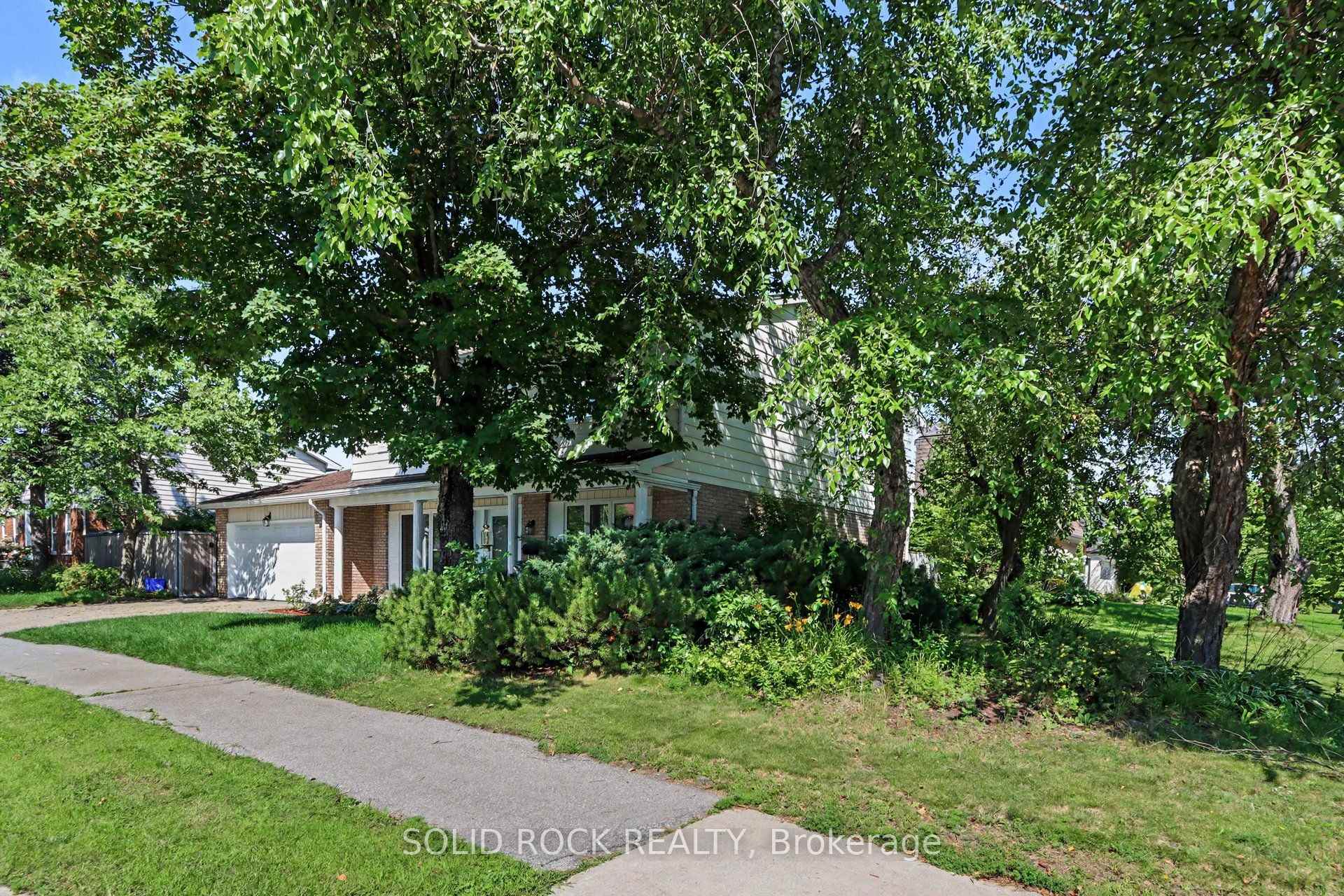 Photo 40 of 1599 Featherston Drive, Ottawa, Guildwood Estates - Urbandale Acres — HOMEH