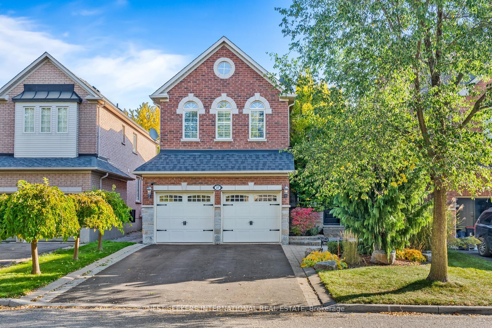 Photo of 37 Ravine Edge Drive