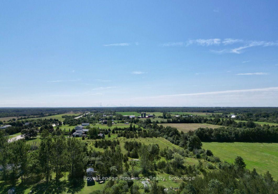 Photo 10 of 2631 62 Highway, Prince Edward County, Sophiasburg Ward — HOMEH
