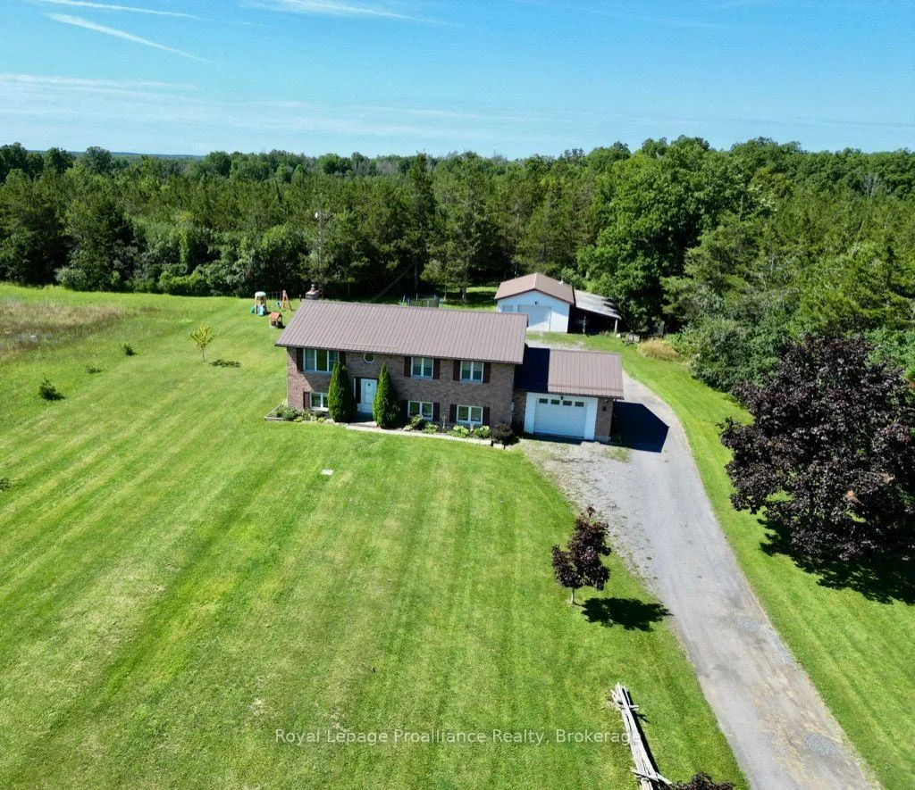 Photo 9 of 2631 62 Highway, Prince Edward County, Sophiasburg Ward — HOMEH