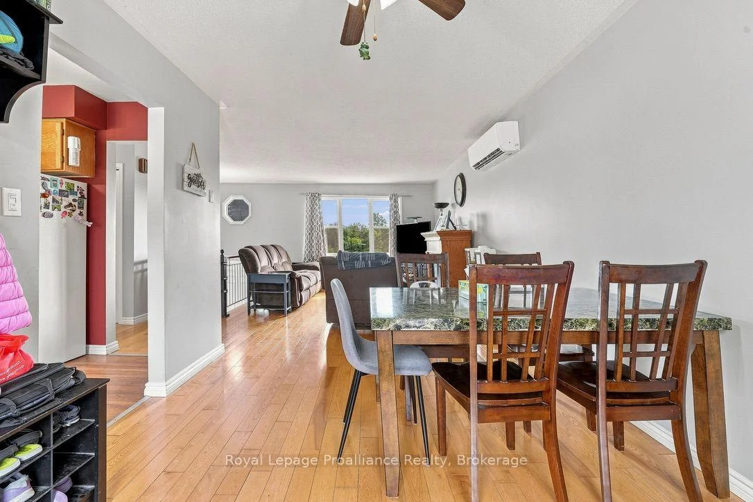 Photo 17 of 2631 62 Highway, Prince Edward County, Sophiasburg Ward — HOMEH