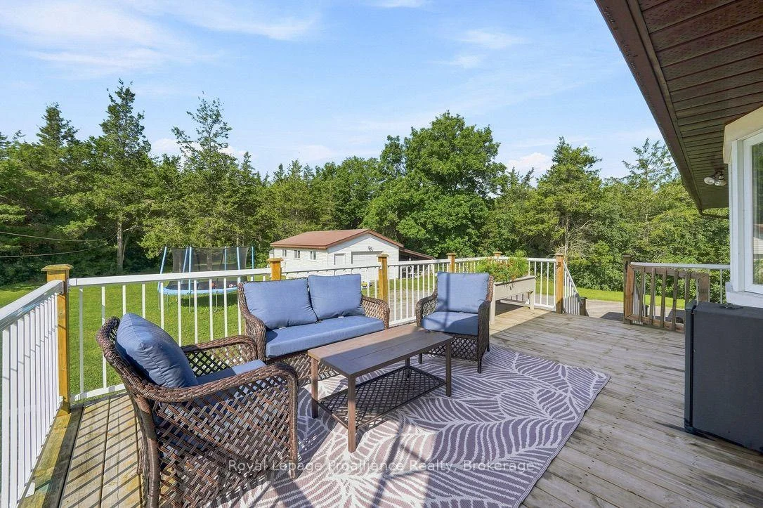 Photo 19 of 2631 62 Highway, Prince Edward County, Sophiasburg Ward — HOMEH