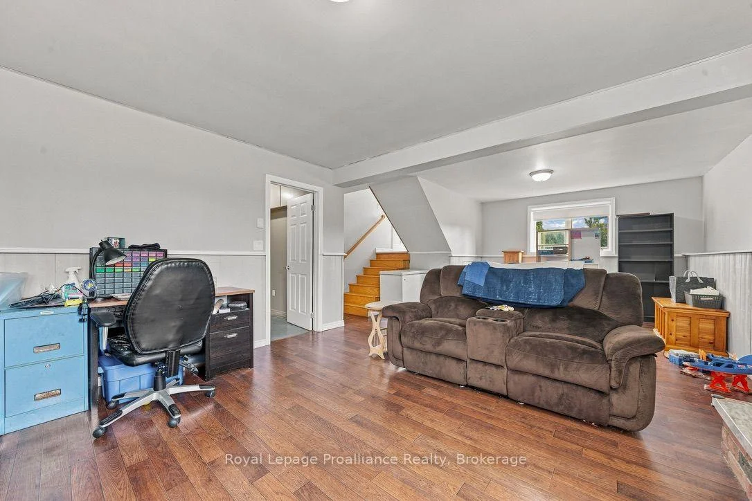 Photo 36 of 2631 62 Highway, Prince Edward County, Sophiasburg Ward — HOMEH