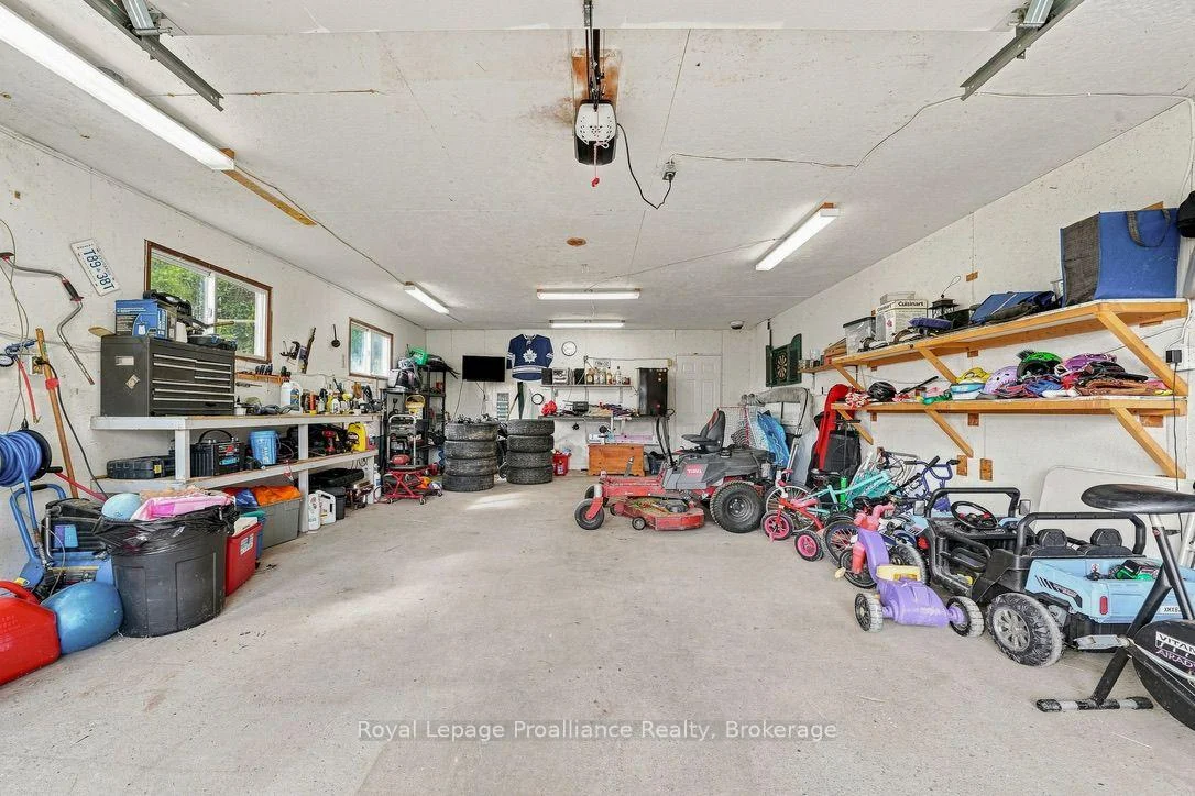 Photo 44 of 2631 62 Highway, Prince Edward County, Sophiasburg Ward — HOMEH