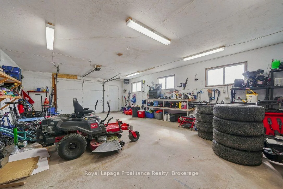 Photo 48 of 2631 62 Highway, Prince Edward County, Sophiasburg Ward — HOMEH