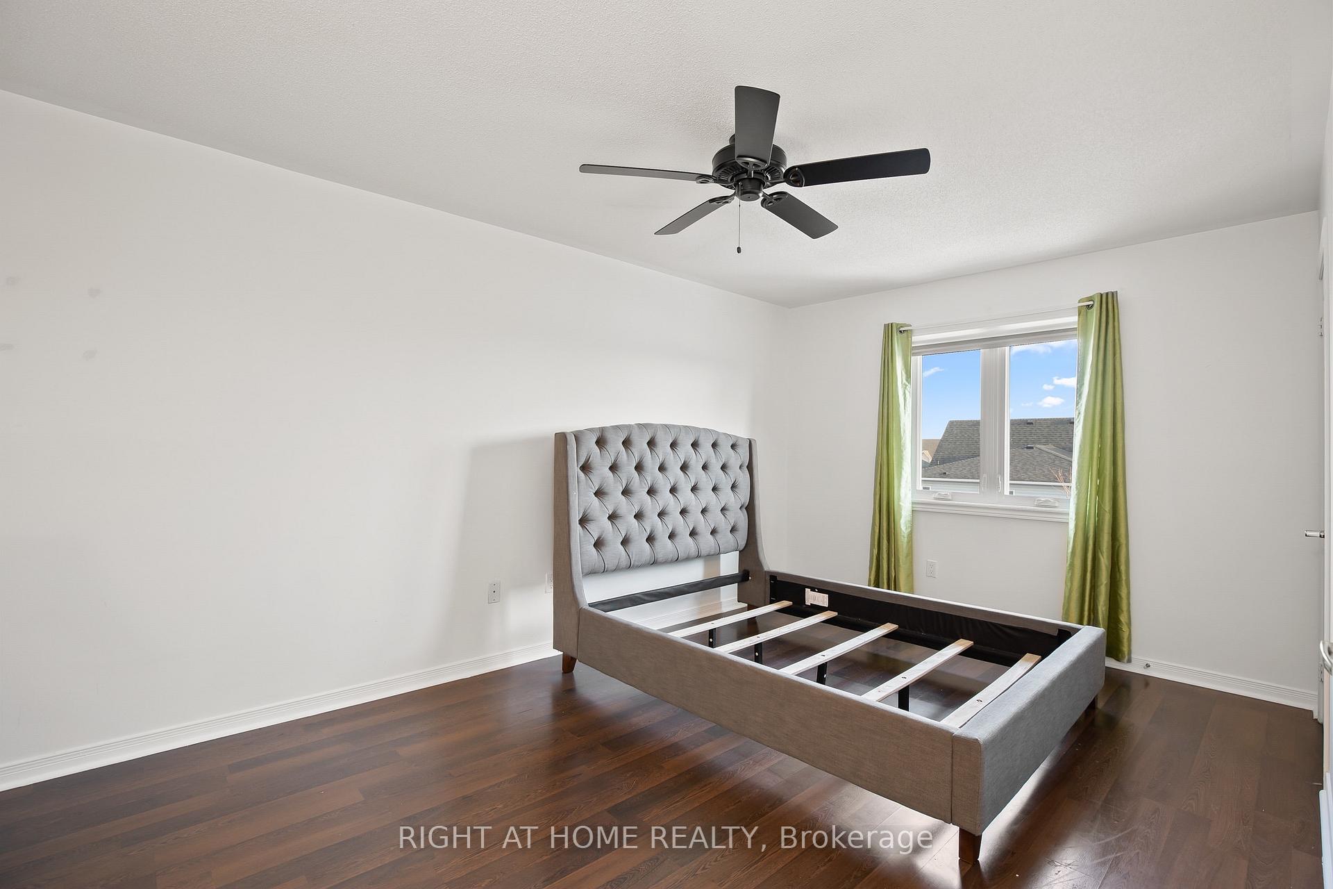 Photo 14 of 71 Hutton Place, Clarington, Bowmanville — HOMEH