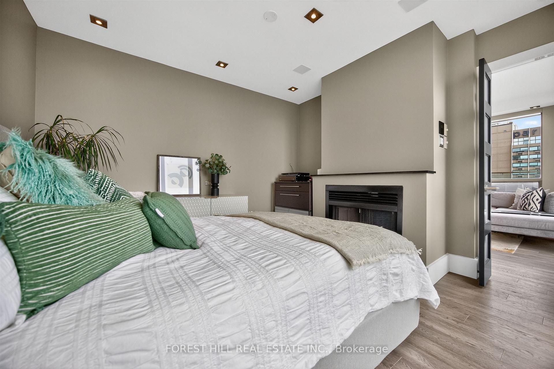Photo 31 of Unit PH 3, 298 Jarvis Street, Toronto, Church-Yonge Corridor — HOMEH