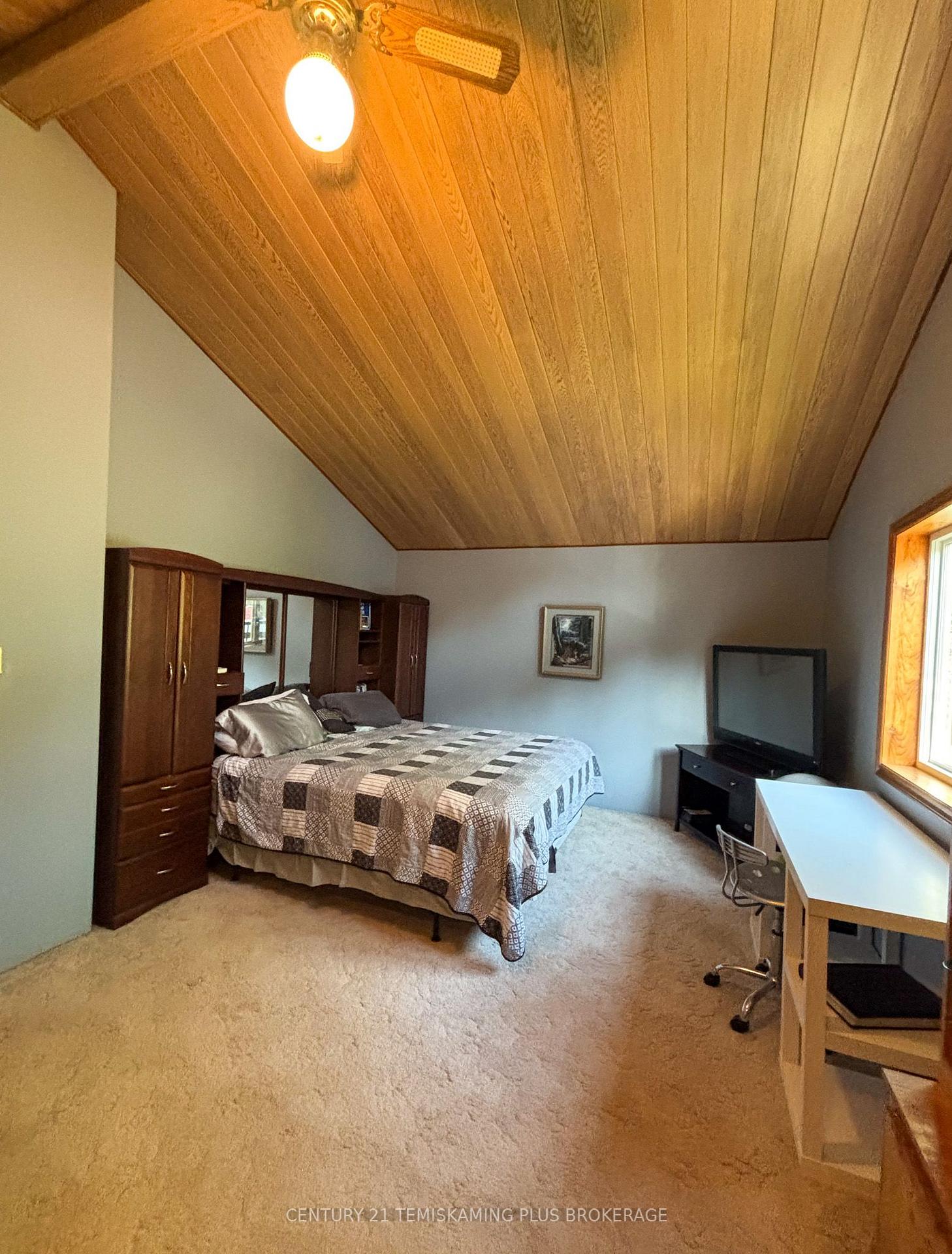 Photo 23 of 65 Lakeshore Avenue, Englehart, Central Timiskaming — HOMEH