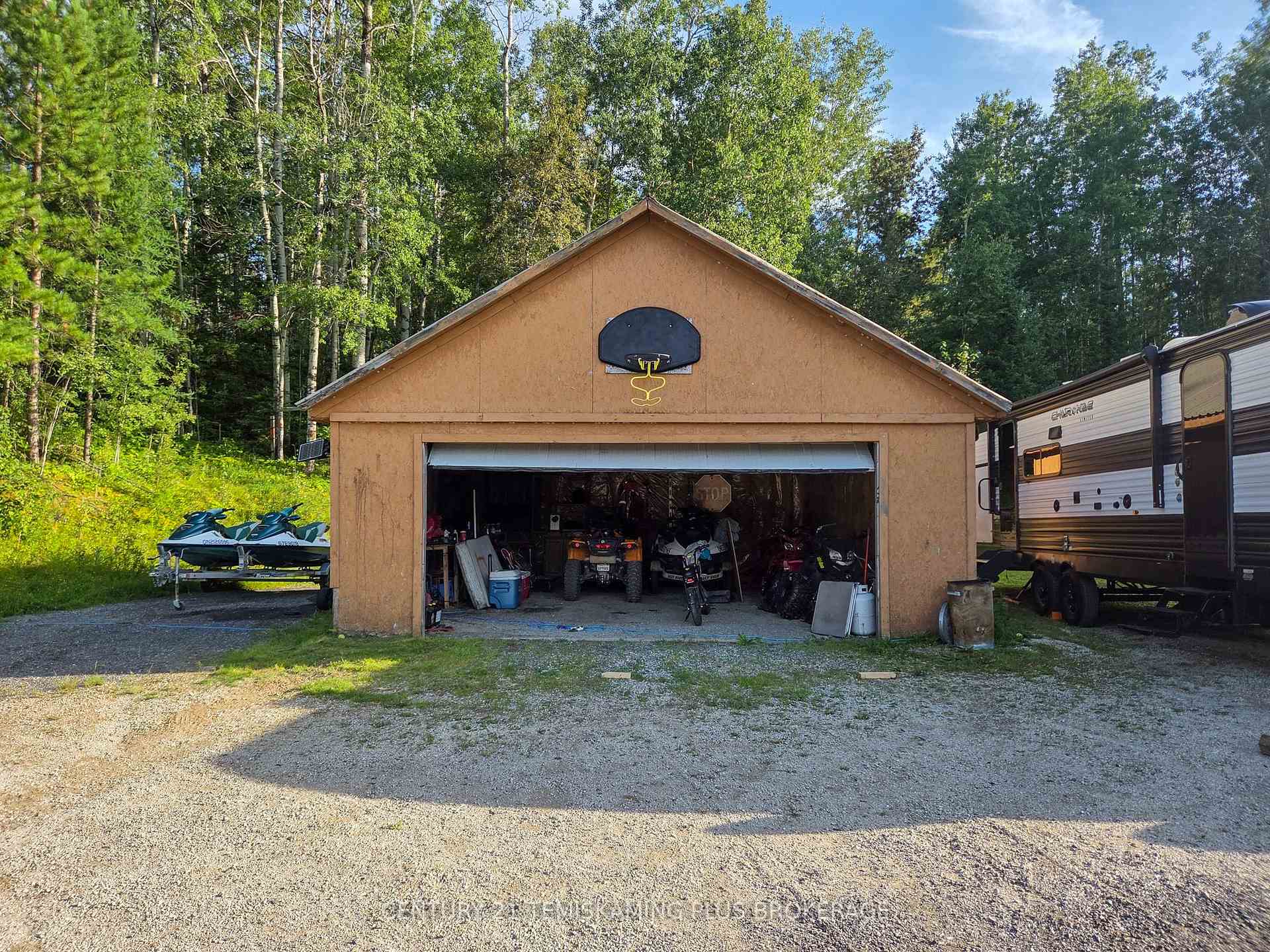 Photo 30 of 65 Lakeshore Avenue, Englehart, Central Timiskaming — HOMEH