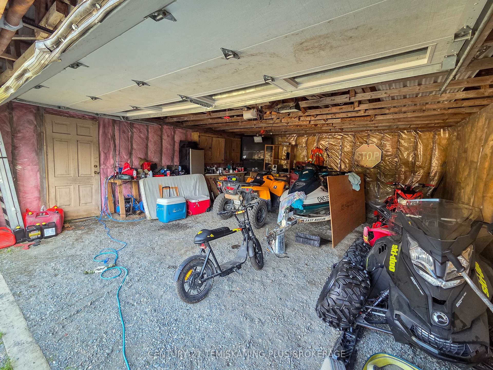 Photo 31 of 65 Lakeshore Avenue, Englehart, Central Timiskaming — HOMEH