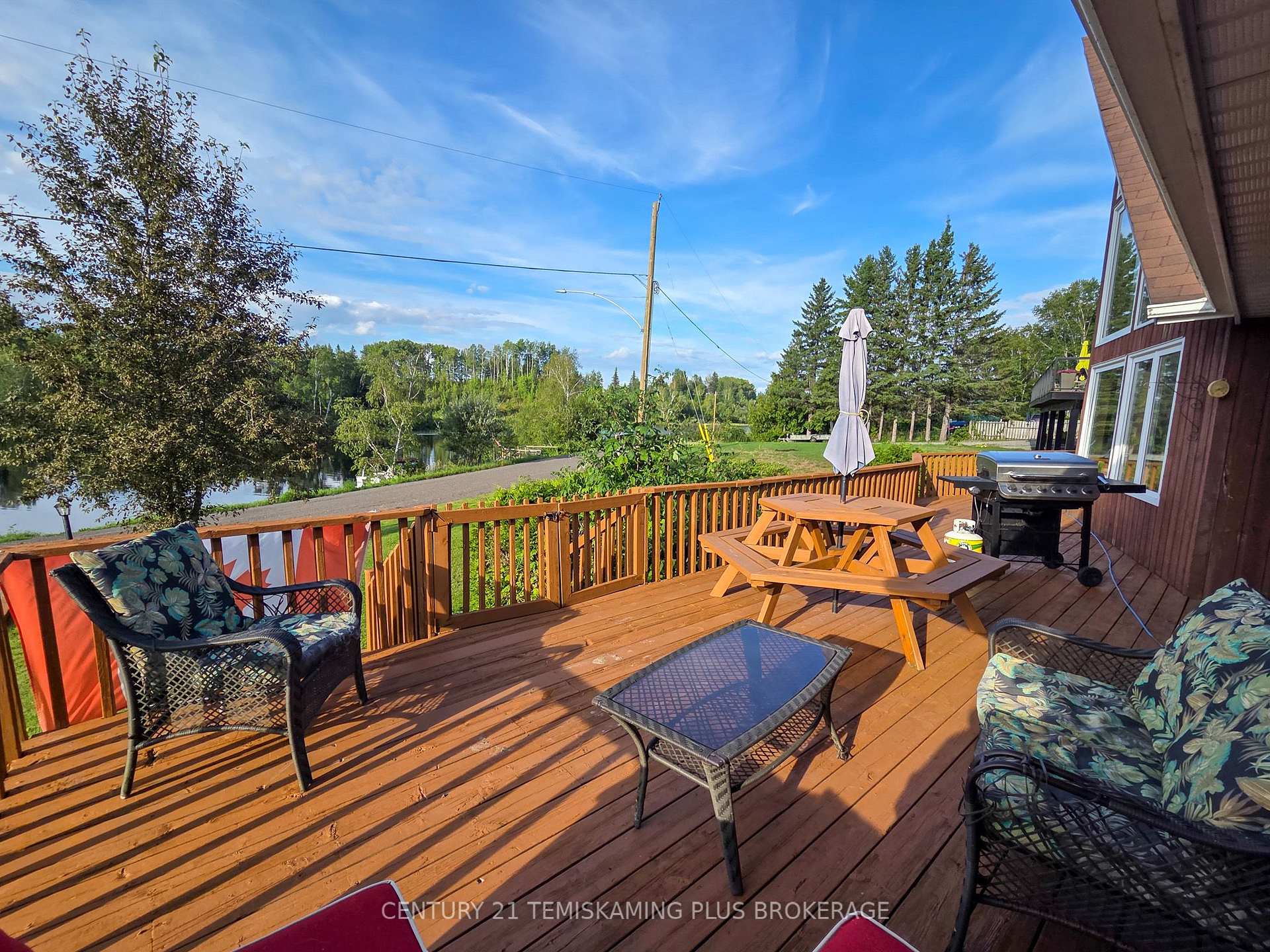 Photo 37 of 65 Lakeshore Avenue, Englehart, Central Timiskaming — HOMEH