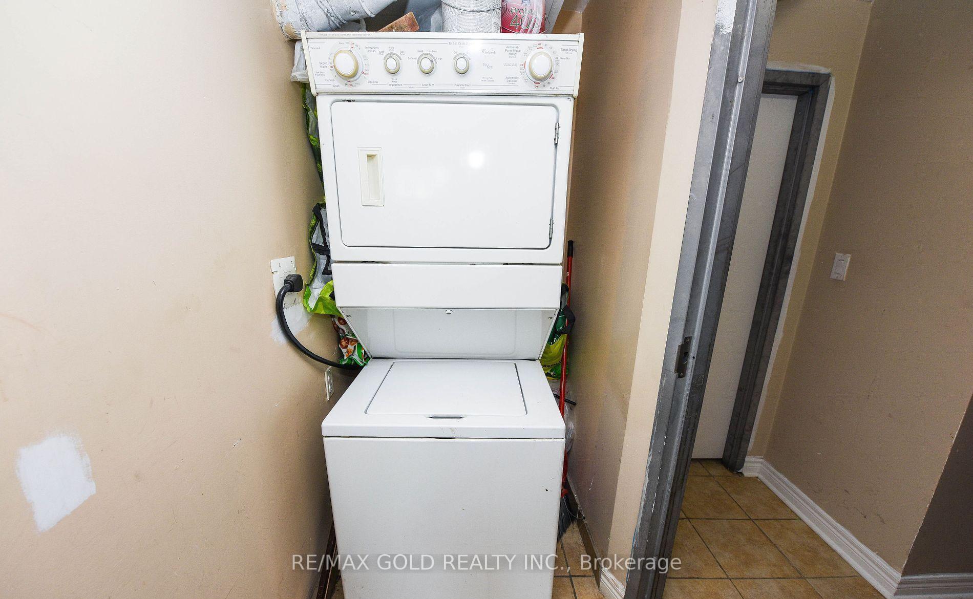 Photo 26 of 3630 Brandon Gate Drive, Mississauga, Malton — HOMEH