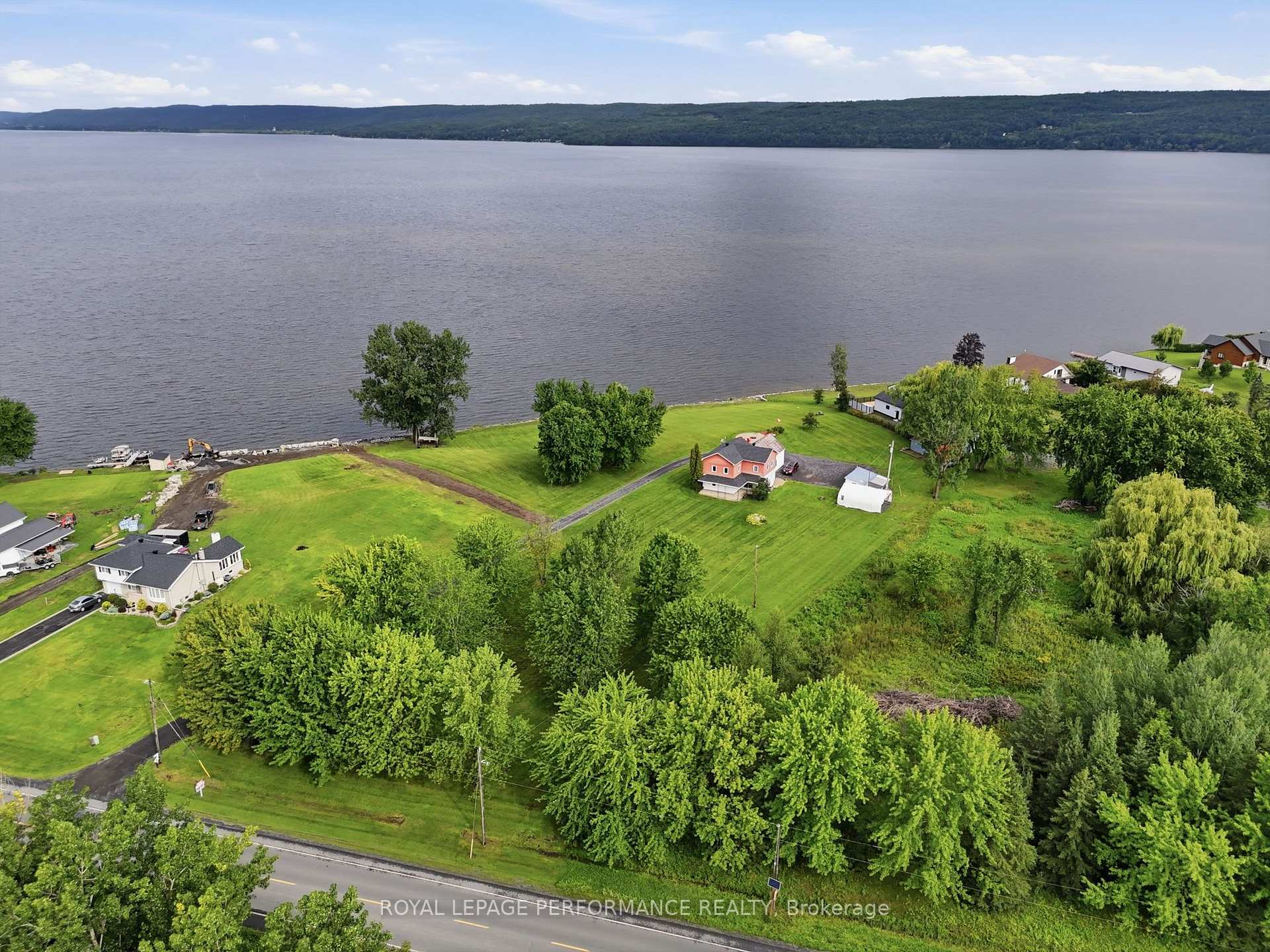 Photo 3 of 1178 Bay Road, Champlain, L'Orignal — HOMEH