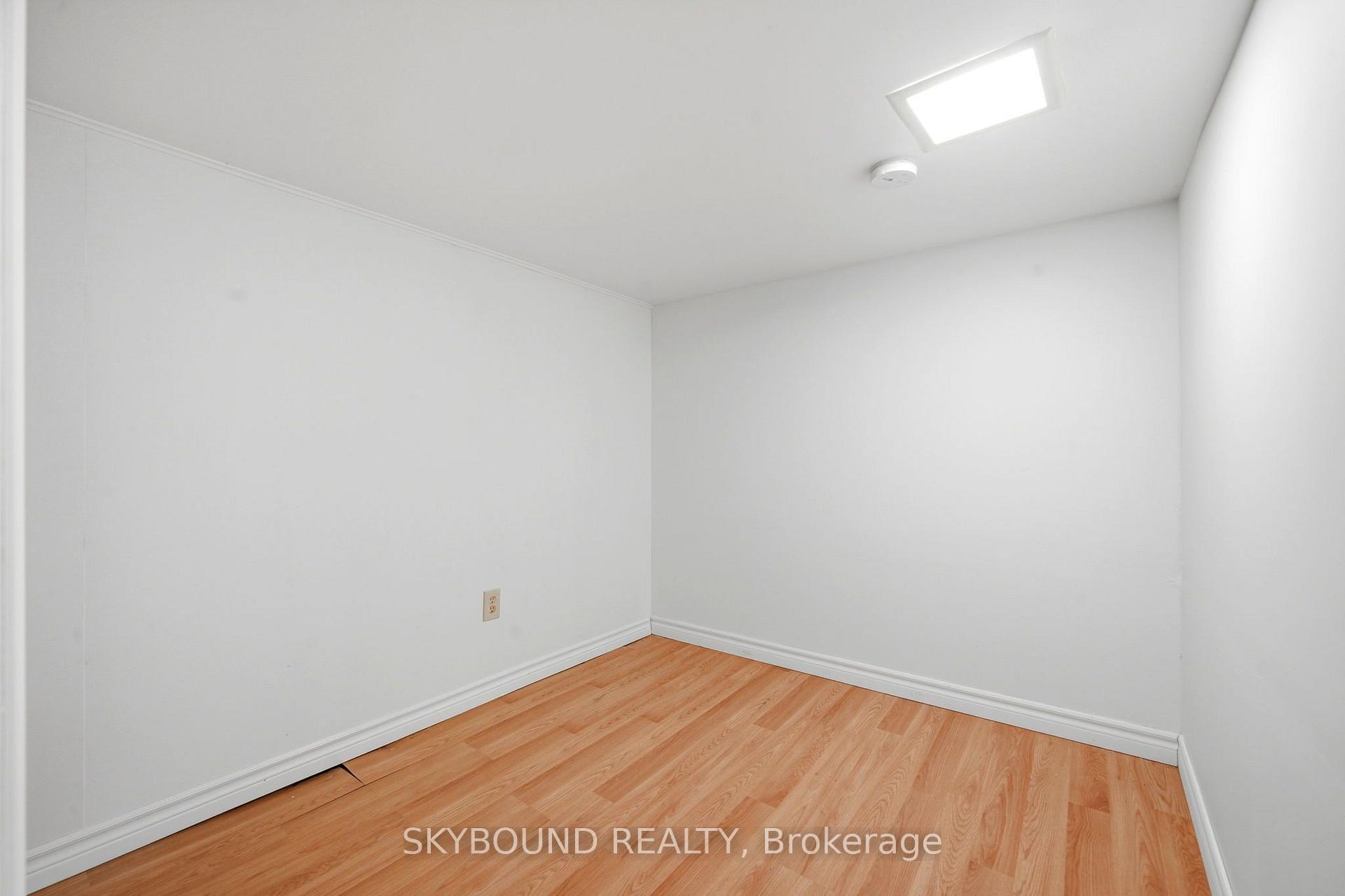 Photo 24 of 313 Silverthorn Avenue, Toronto, Keelesdale-Eglinton West — HOMEH