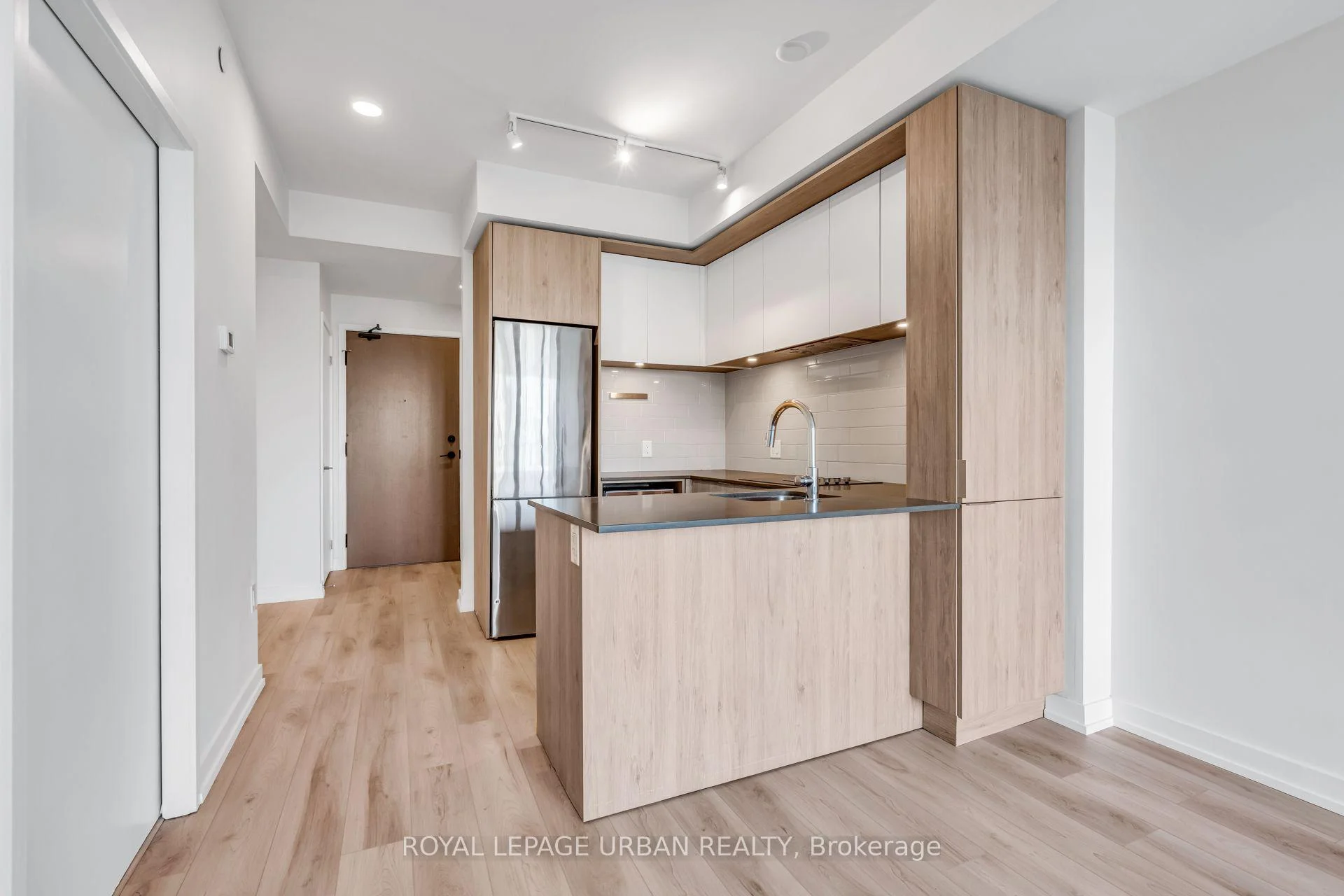 Photo 13 of Unit 607, 225 Sumach Street, Toronto, Regent Park — HOMEH