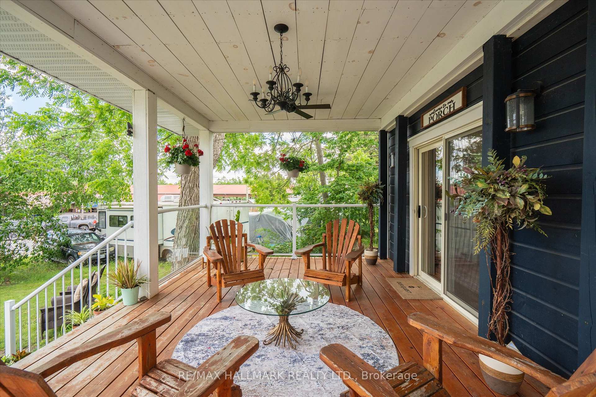 Photo 6 of 64 Front Street E, Kawartha Lakes, Bobcaygeon — HOMEH