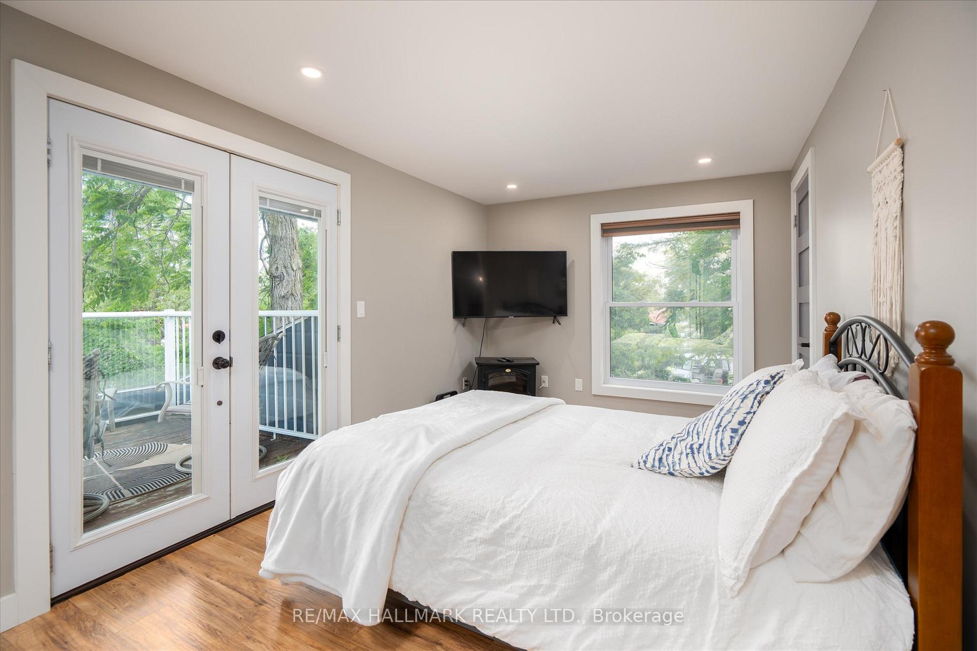 Photo 19 of 64 Front Street E, Kawartha Lakes, Bobcaygeon — HOMEH