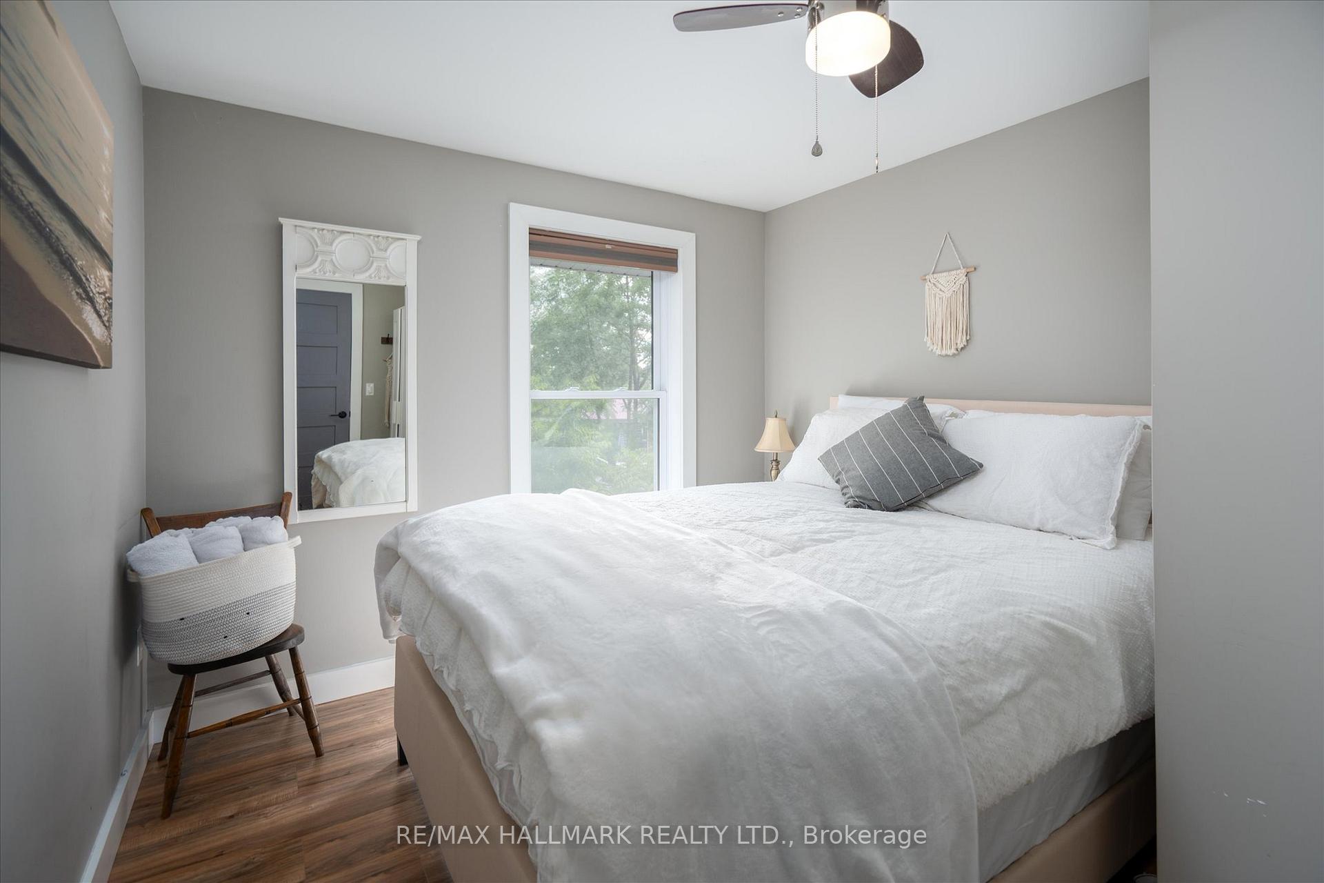 Photo 24 of 64 Front Street E, Kawartha Lakes, Bobcaygeon — HOMEH