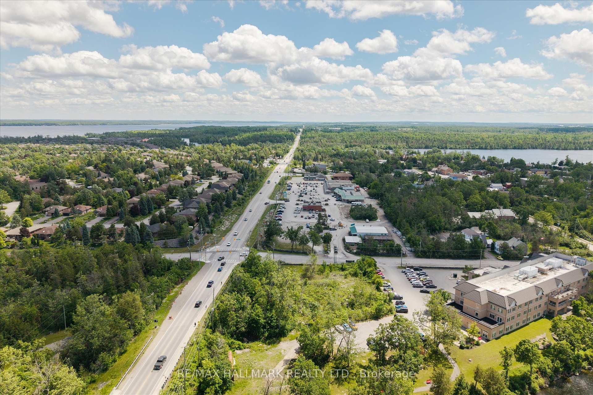 Photo 43 of 64 Front Street E, Kawartha Lakes, Bobcaygeon — HOMEH