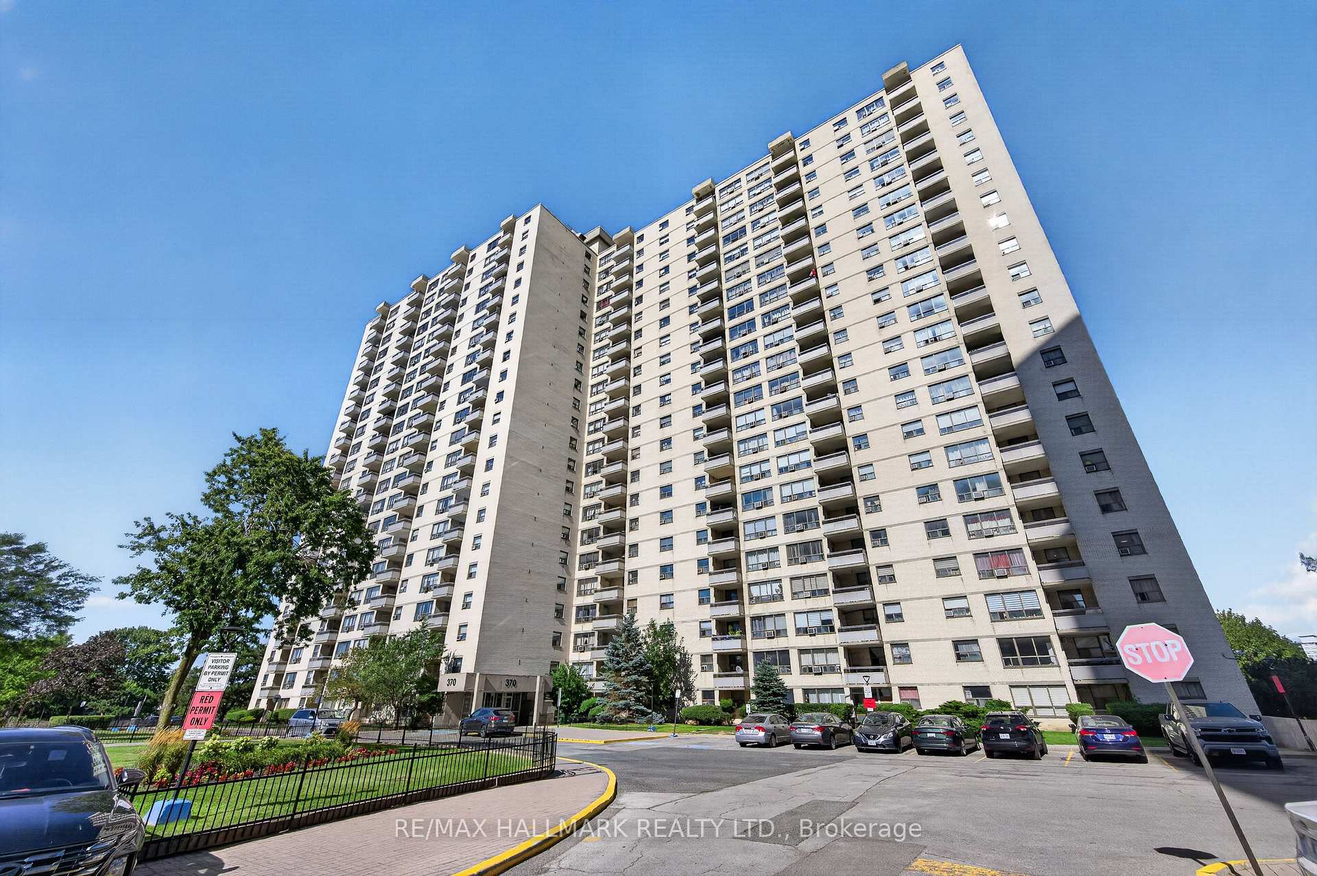 Photo 2 of Unit 912, 370 Dixon Road, Etobicoke, Kingsview Village-The Westway — HOMEH