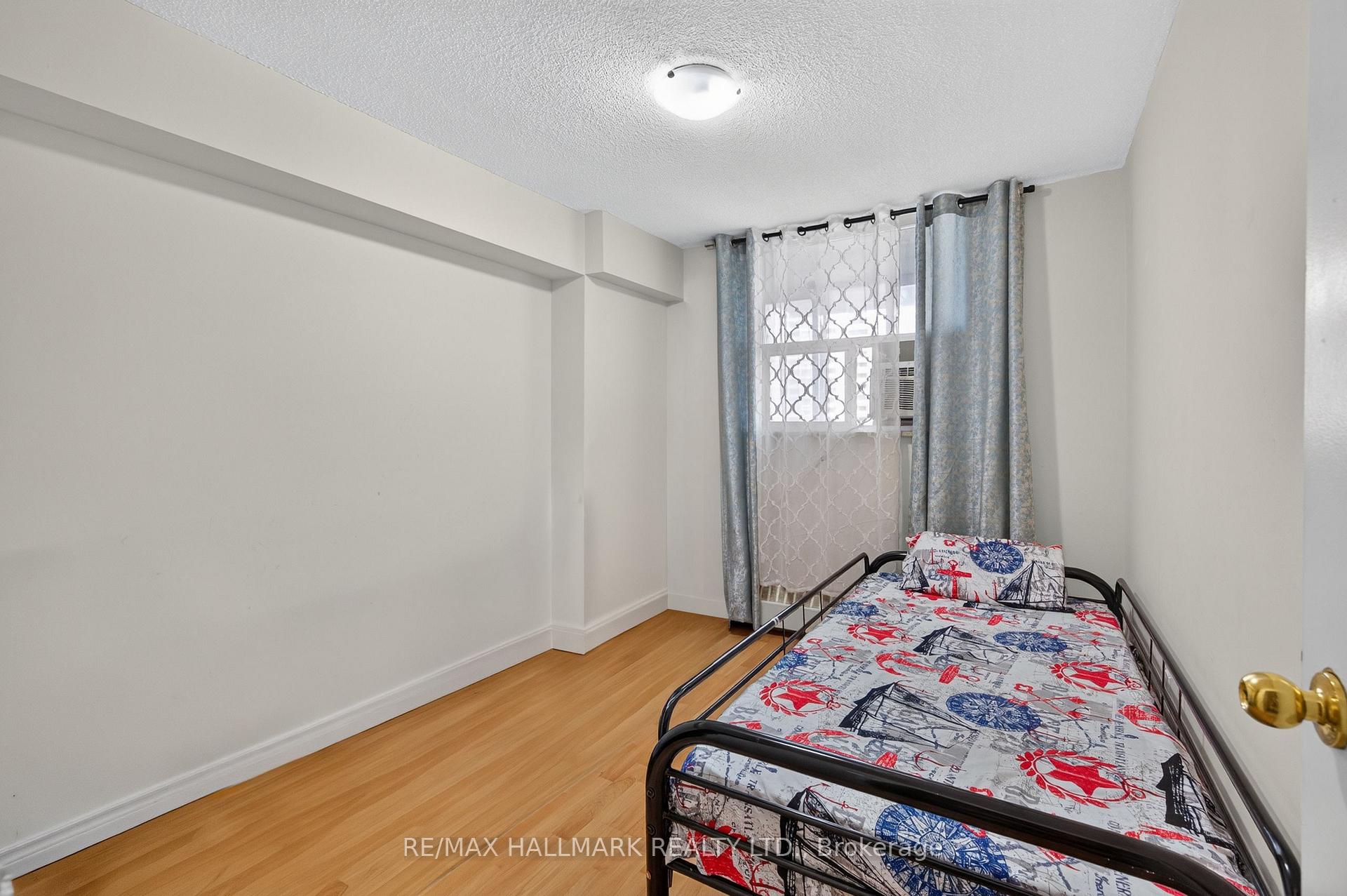 Photo 21 of Unit 912, 370 Dixon Road, Etobicoke, Kingsview Village-The Westway — HOMEH