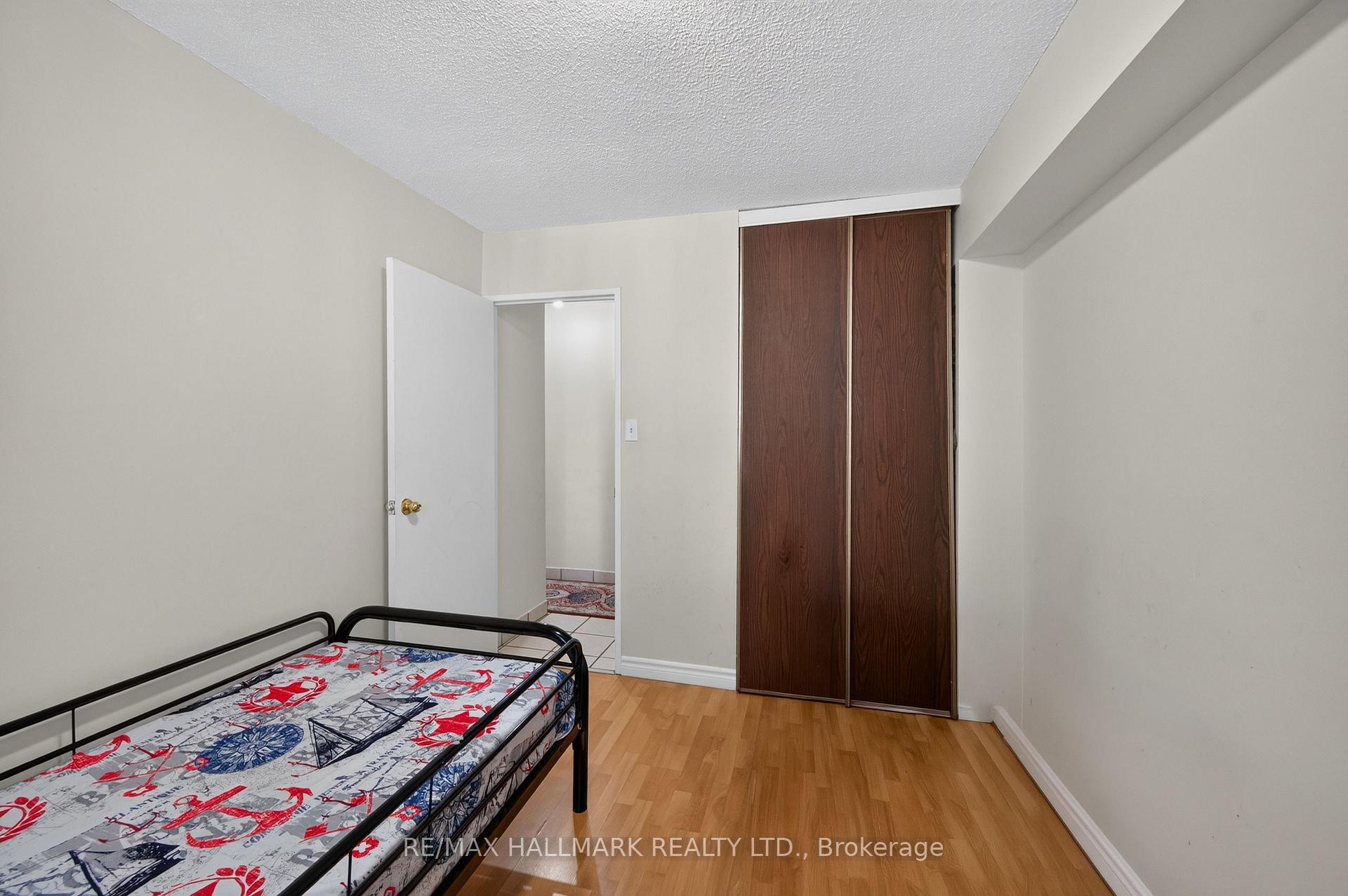 Photo 22 of Unit 912, 370 Dixon Road, Etobicoke, Kingsview Village-The Westway — HOMEH