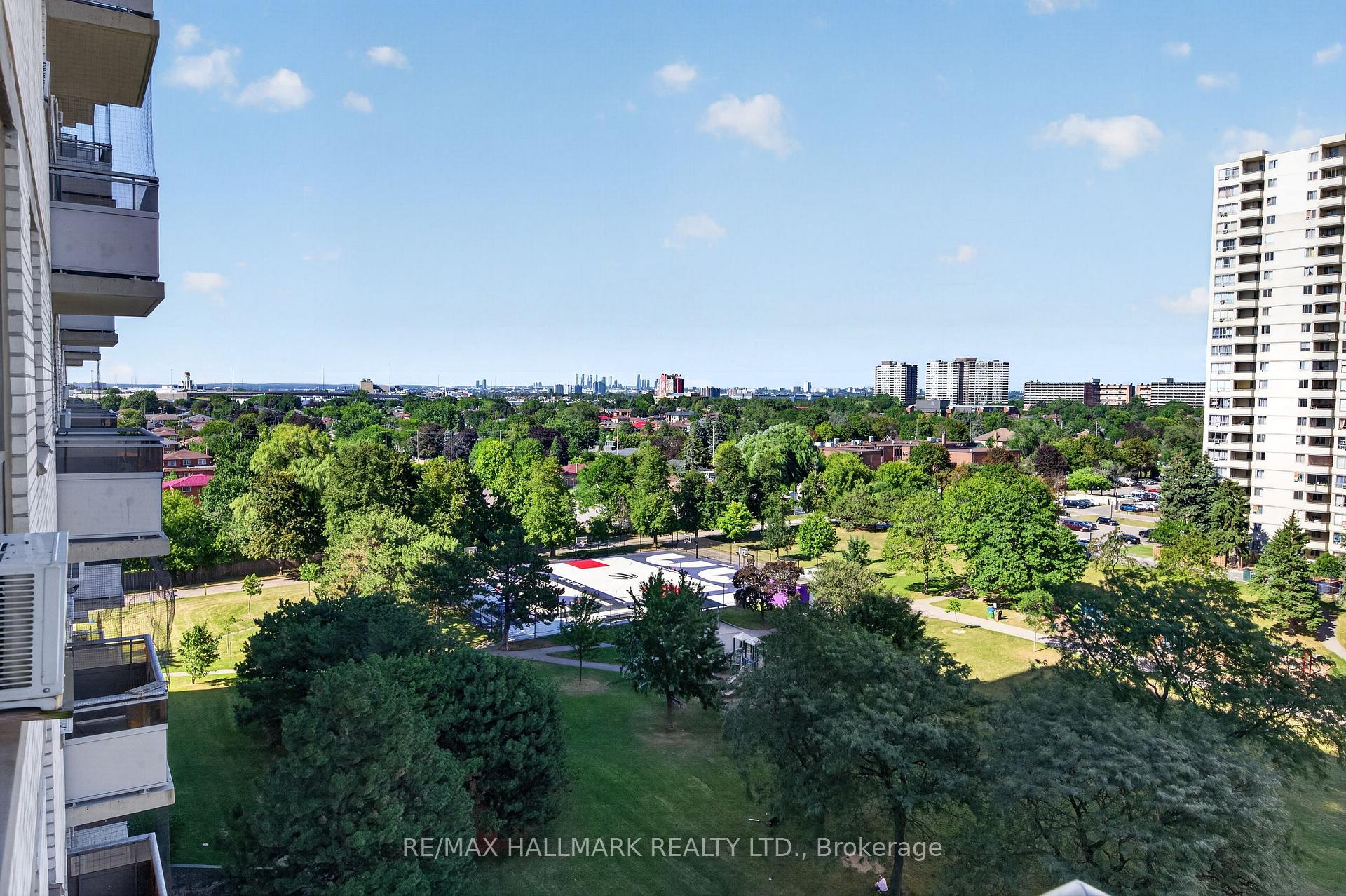 Photo 31 of Unit 912, 370 Dixon Road, Etobicoke, Kingsview Village-The Westway — HOMEH