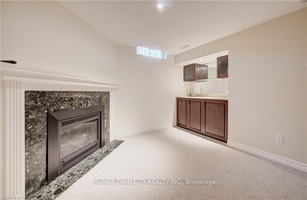 Photo 28 of 451 Burnett Avenue, Cambridge, Fiddlesticks — HOMEH
