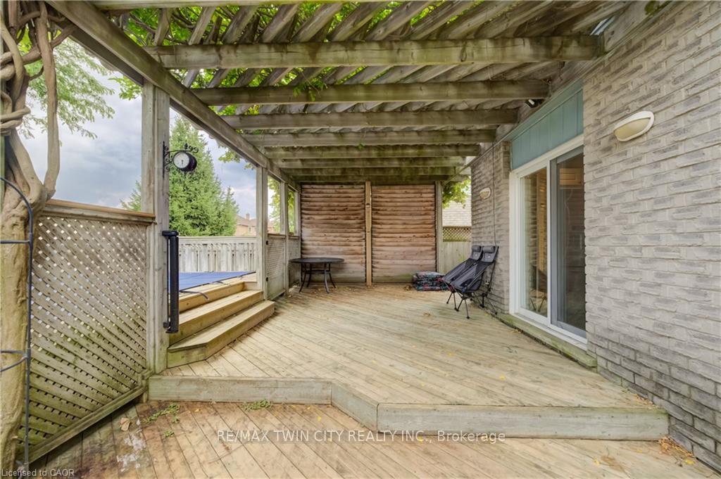 Photo 34 of 451 Burnett Avenue, Cambridge, Fiddlesticks — HOMEH