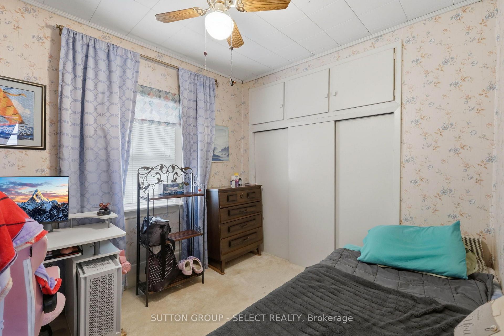 Photo 18 of 349 Edmonton Street, London, East H — HOMEH