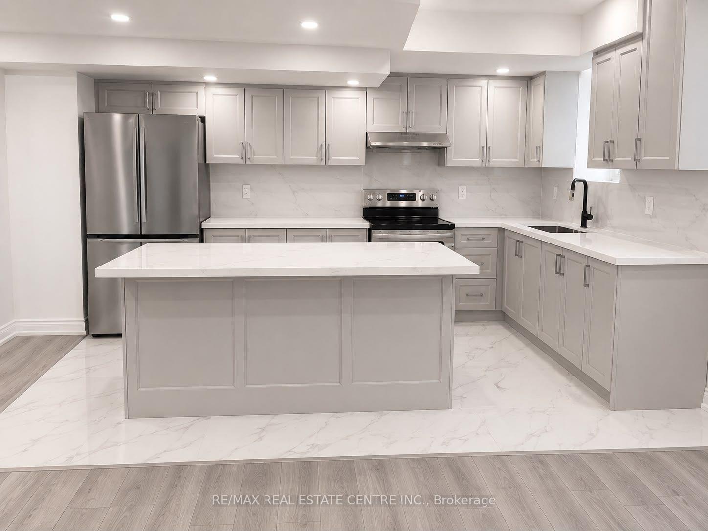 Photo 12 of Unit Lower, 10 Virtue Crescent, Vaughan, Vellore Village — HOMEH