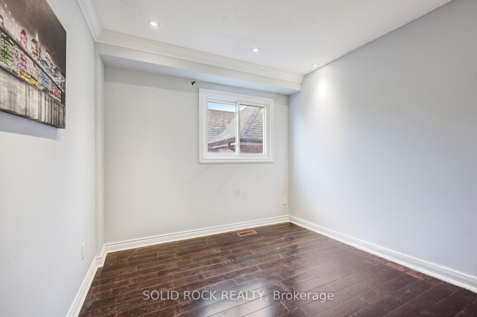 Photo 18 of 18 Maple Bush Avenue, North York, Humberlea-Pelmo Park — HOMEH