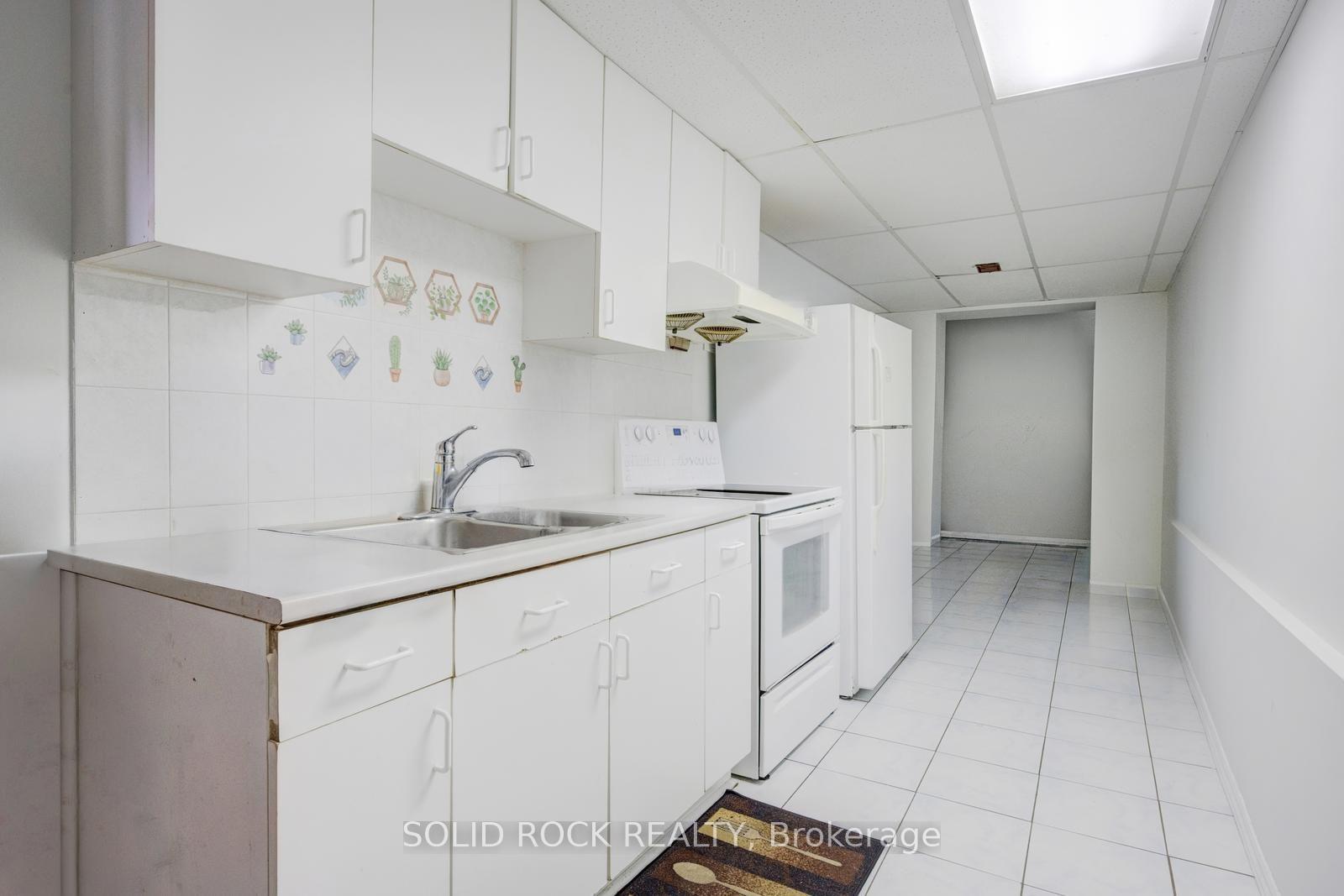 Photo 39 of 18 Maple Bush Avenue, North York, Humberlea-Pelmo Park — HOMEH