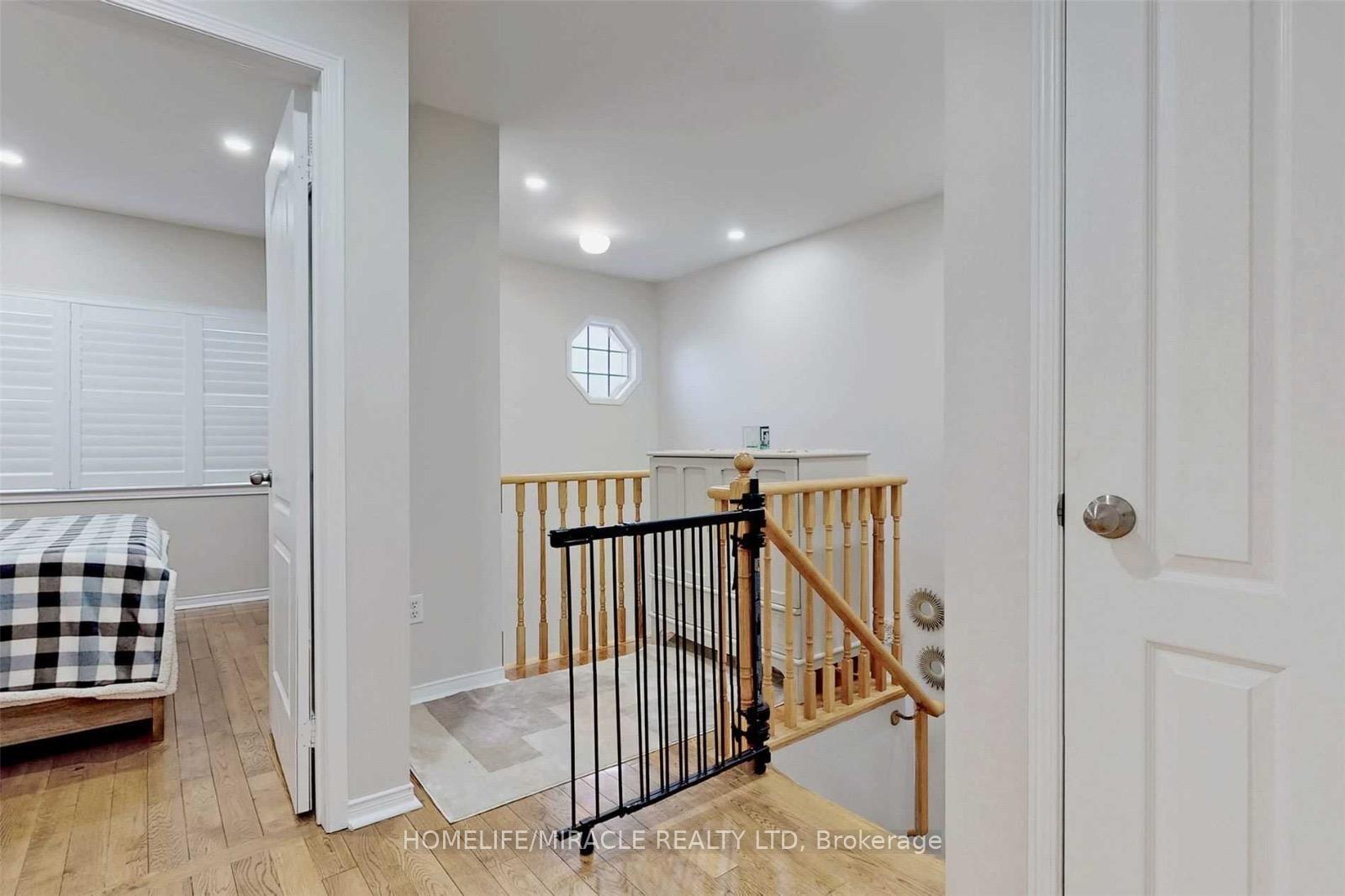 Photo 21 of 3258 Angel Pass Drive, Mississauga, Churchill Meadows — HOMEH