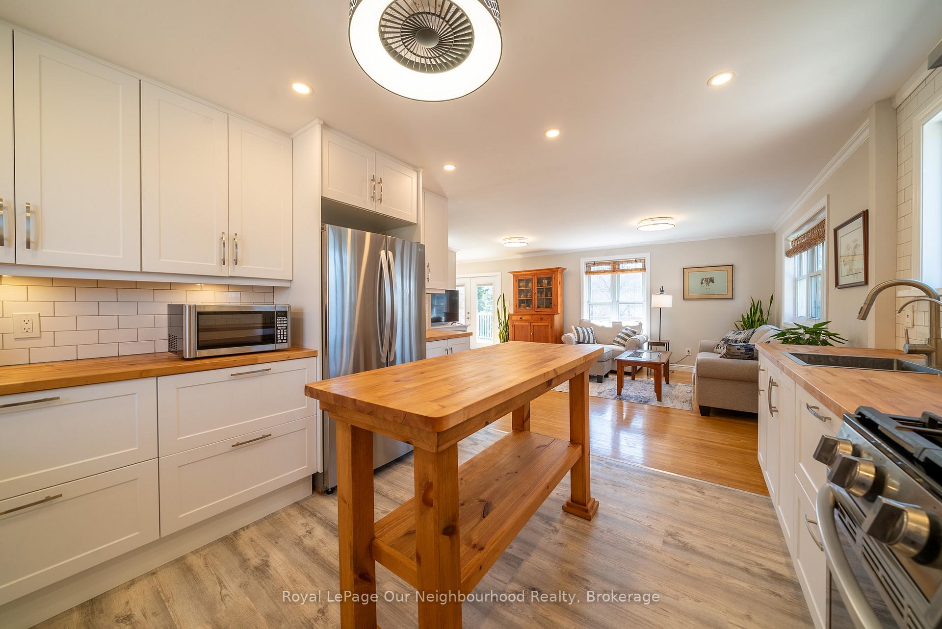 Photo 8 of 504 Wiley Road, Quinte West, Murray Ward — HOMEH