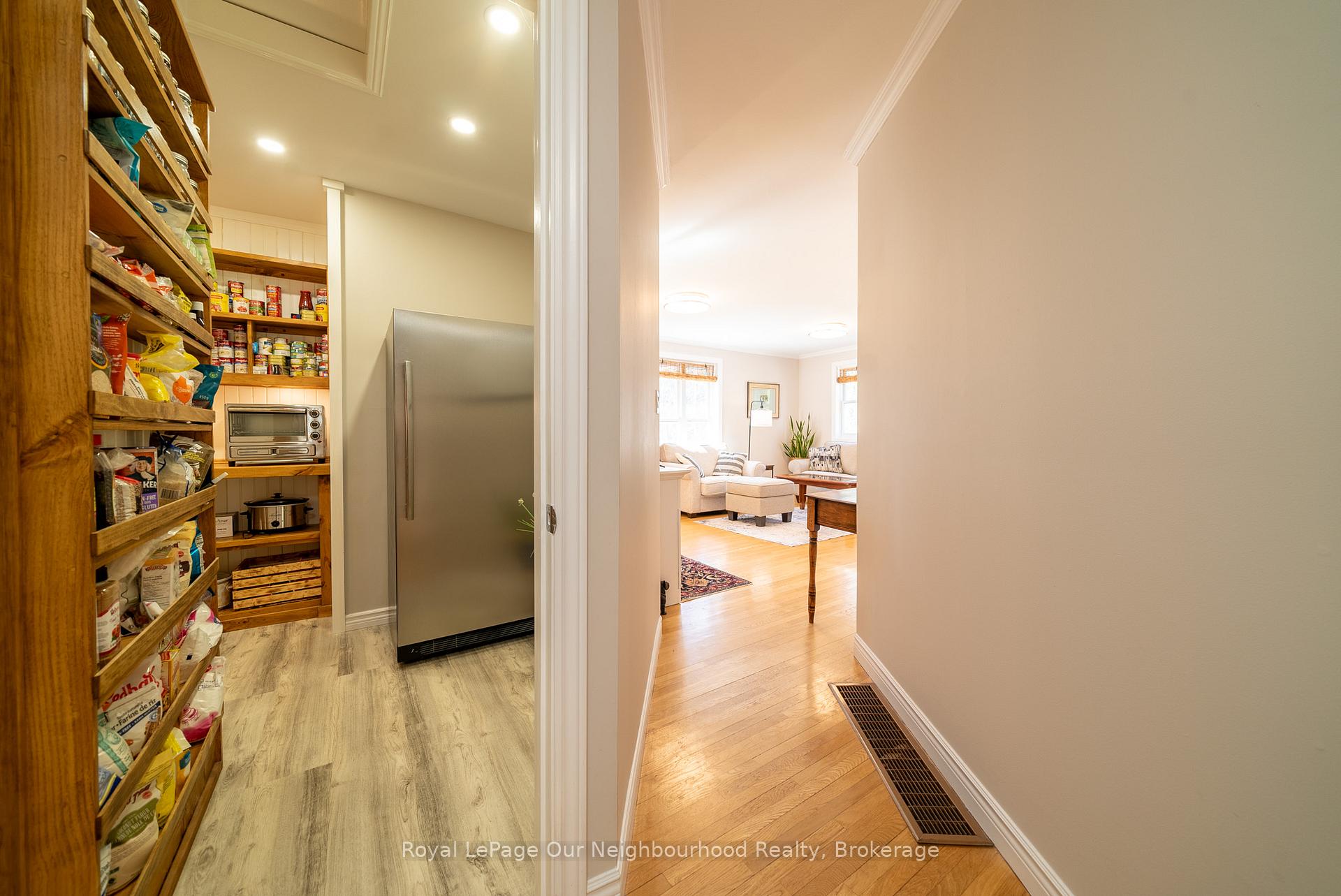 Photo 10 of 504 Wiley Road, Quinte West, Murray Ward — HOMEH