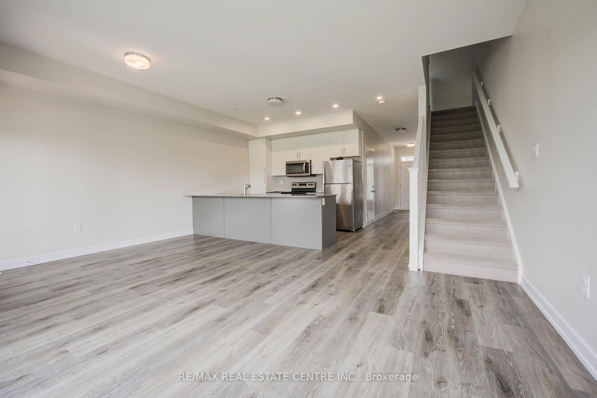 Photo 10 of Unit 7, 350 River Road, Cambridge, Hespeler Village — HOMEH