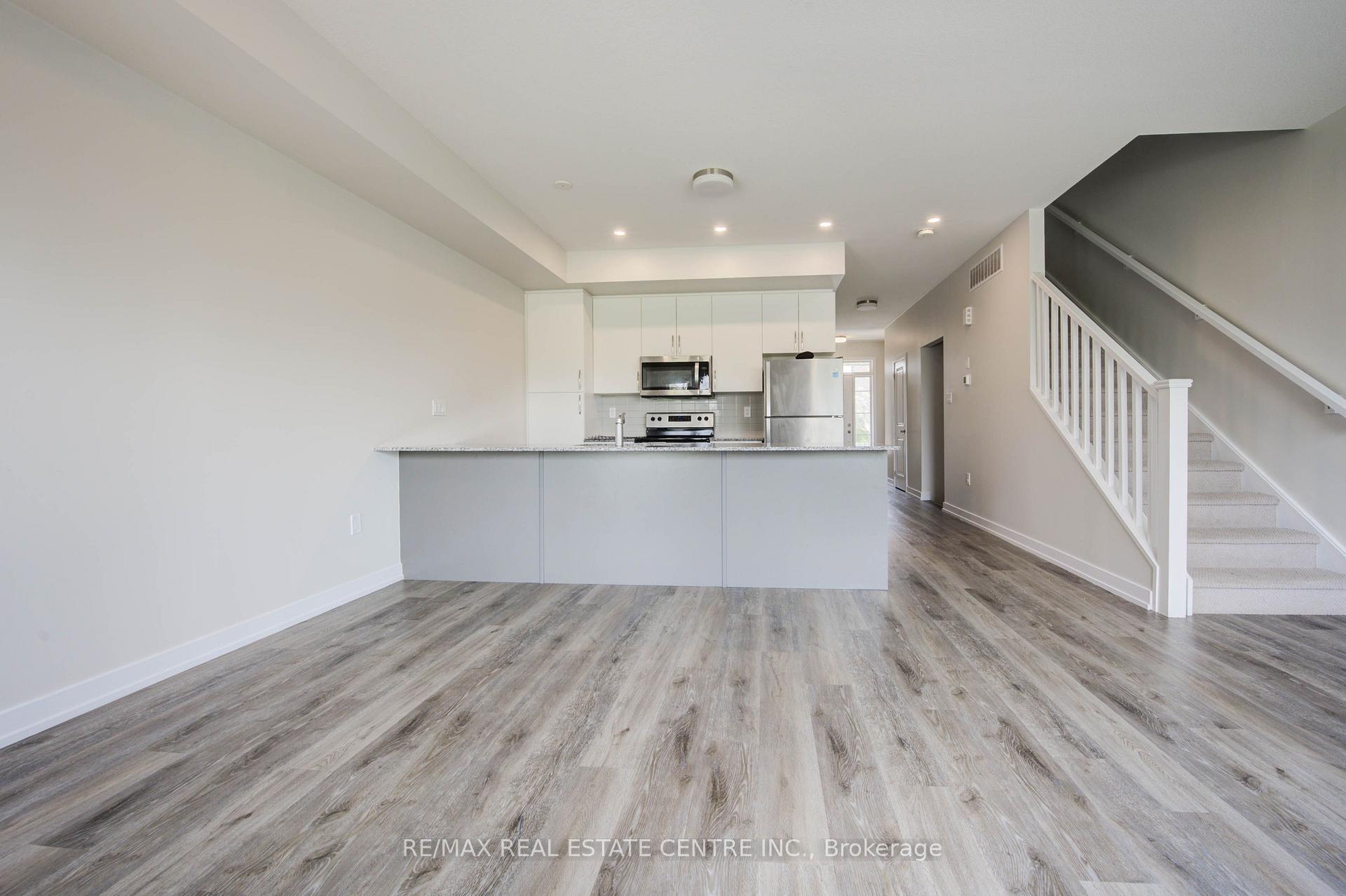 Photo 11 of Unit 7, 350 River Road, Cambridge, Hespeler Village — HOMEH