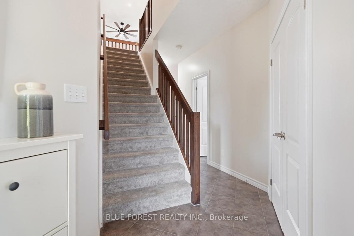 Photo 17 of 1834 Dormer Drive, London, South U — HOMEH