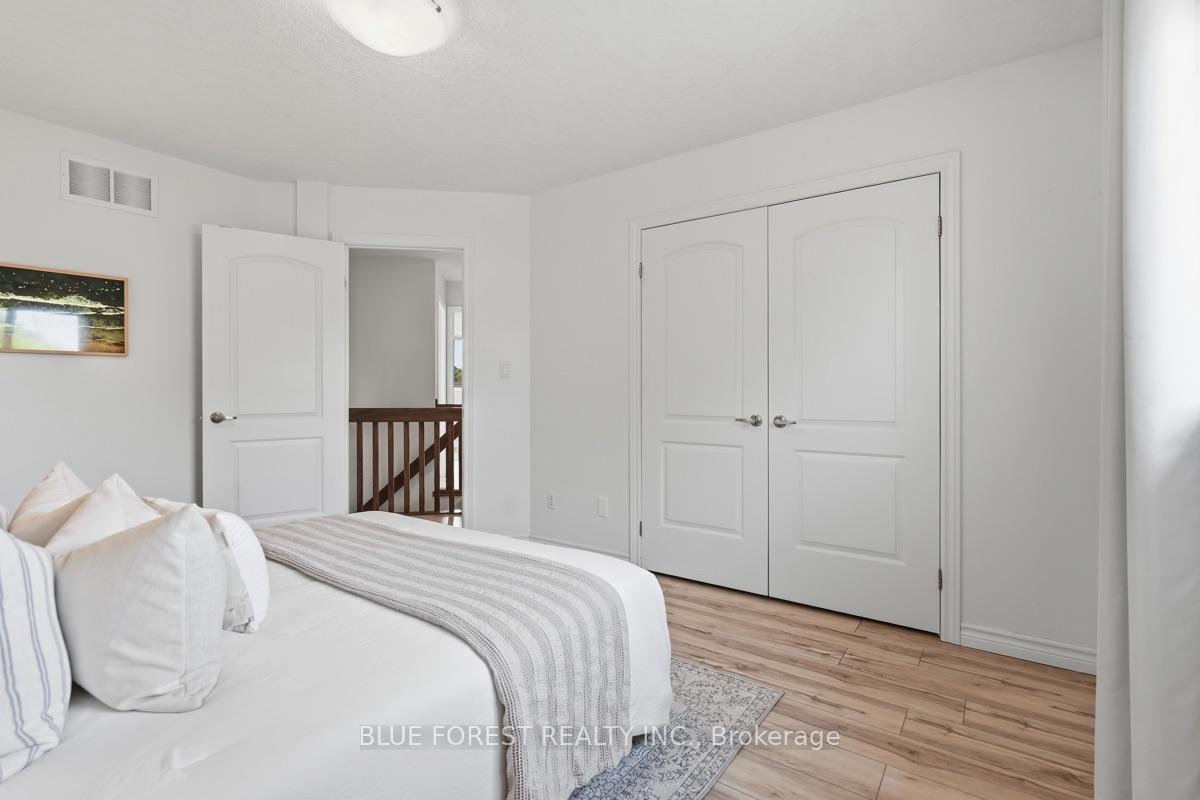 Photo 21 of 1834 Dormer Drive, London, South U — HOMEH