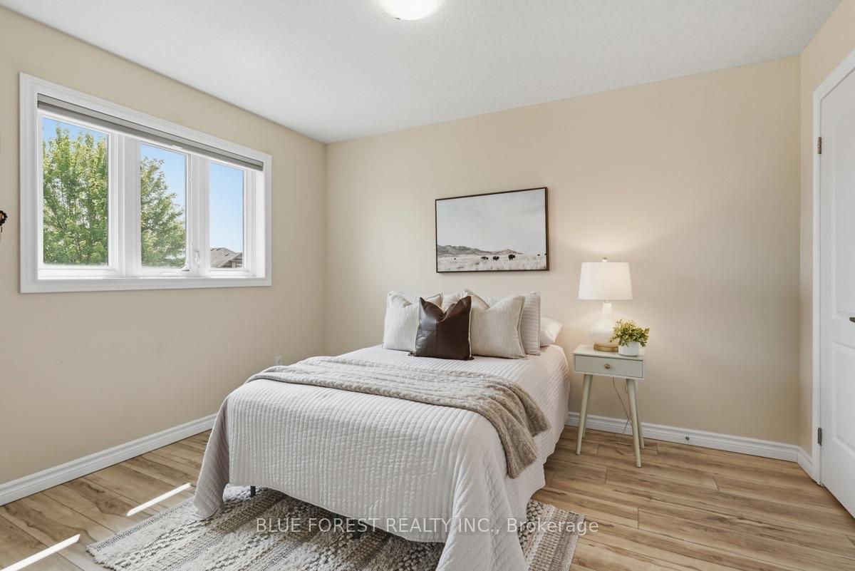 Photo 22 of 1834 Dormer Drive, London, South U — HOMEH