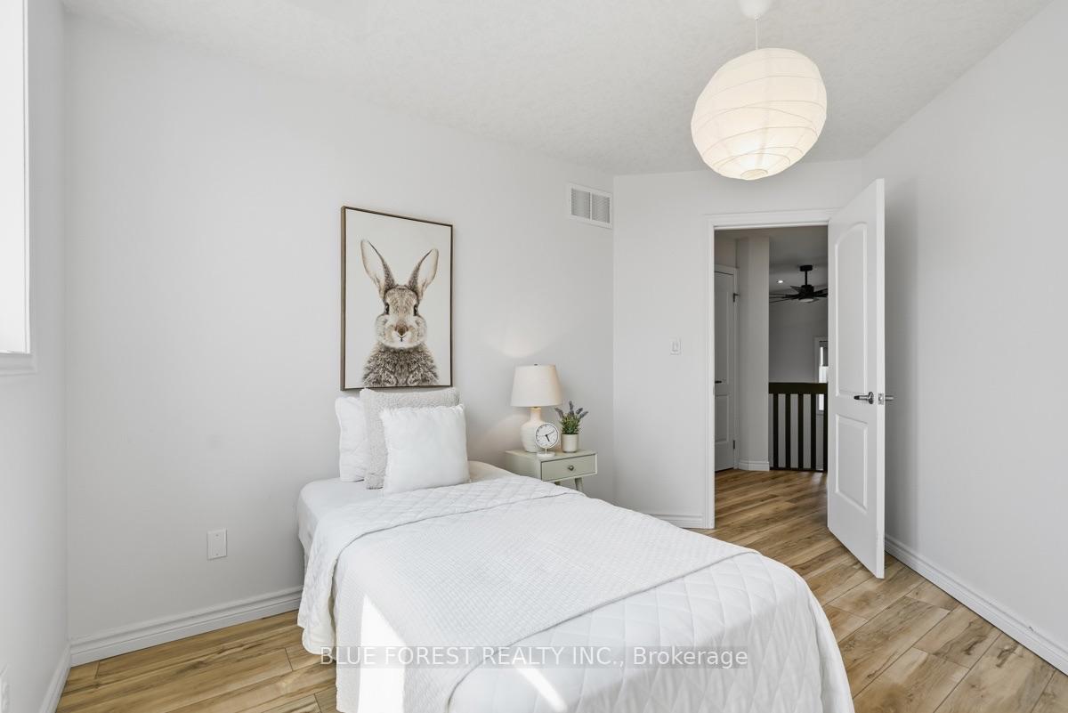 Photo 25 of 1834 Dormer Drive, London, South U — HOMEH