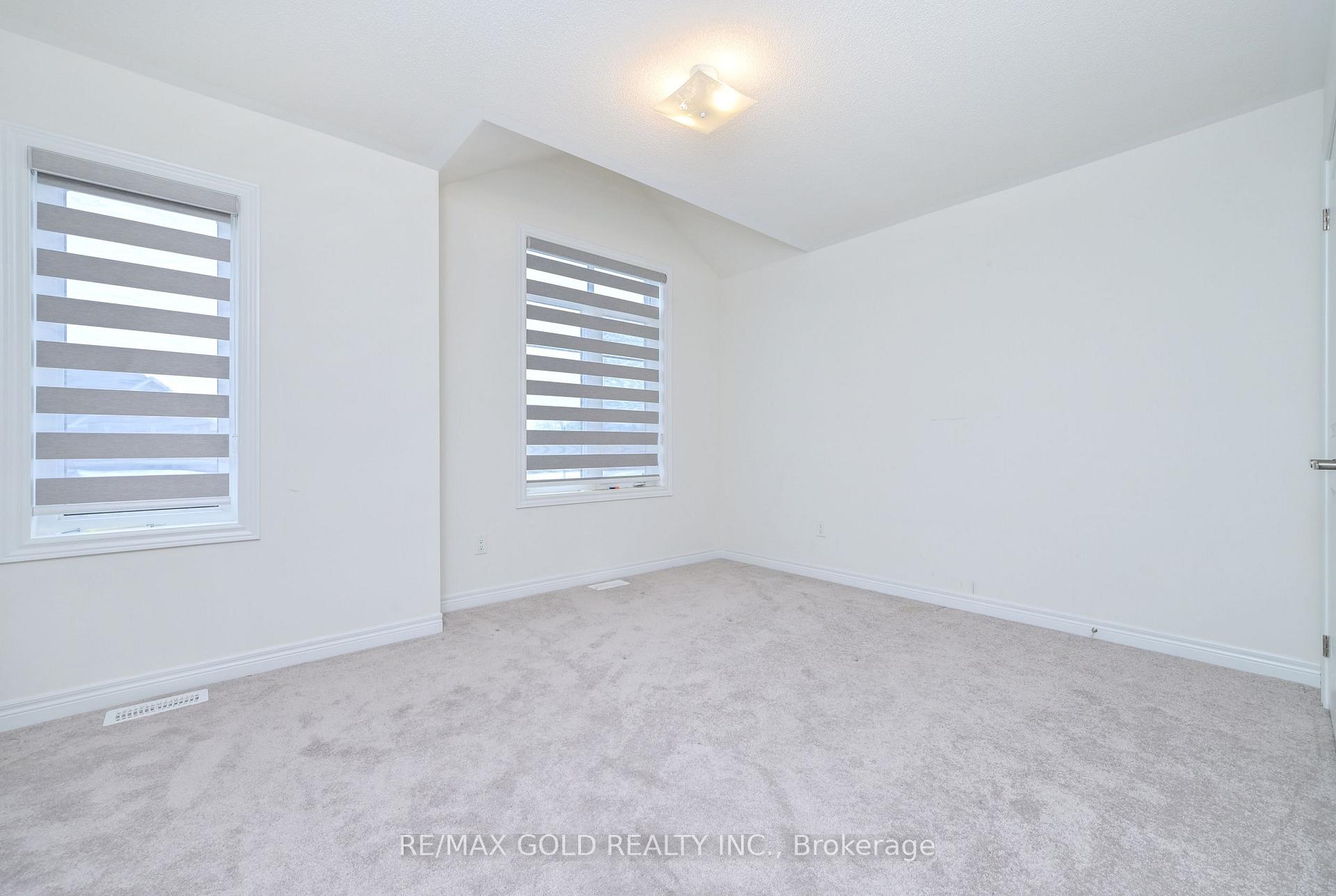 Photo 24 of 1345 Davis Loop, Innisfil, Lefroy — HOMEH