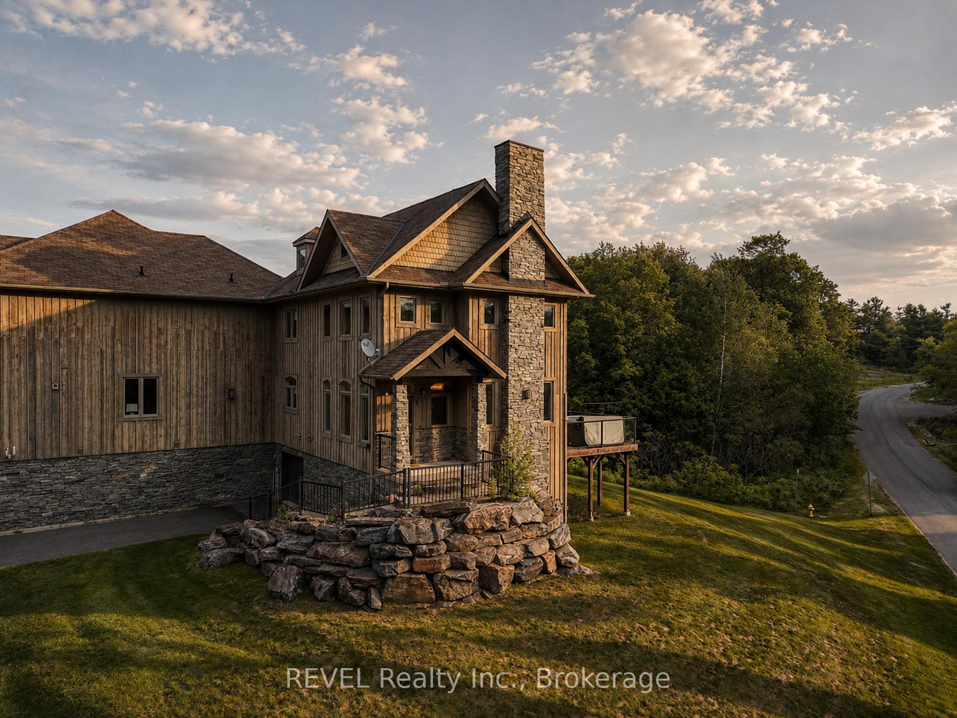 Photo 2 of 67 Rockmount Crescent, Gravenhurst, Muskoka (S) — HOMEH