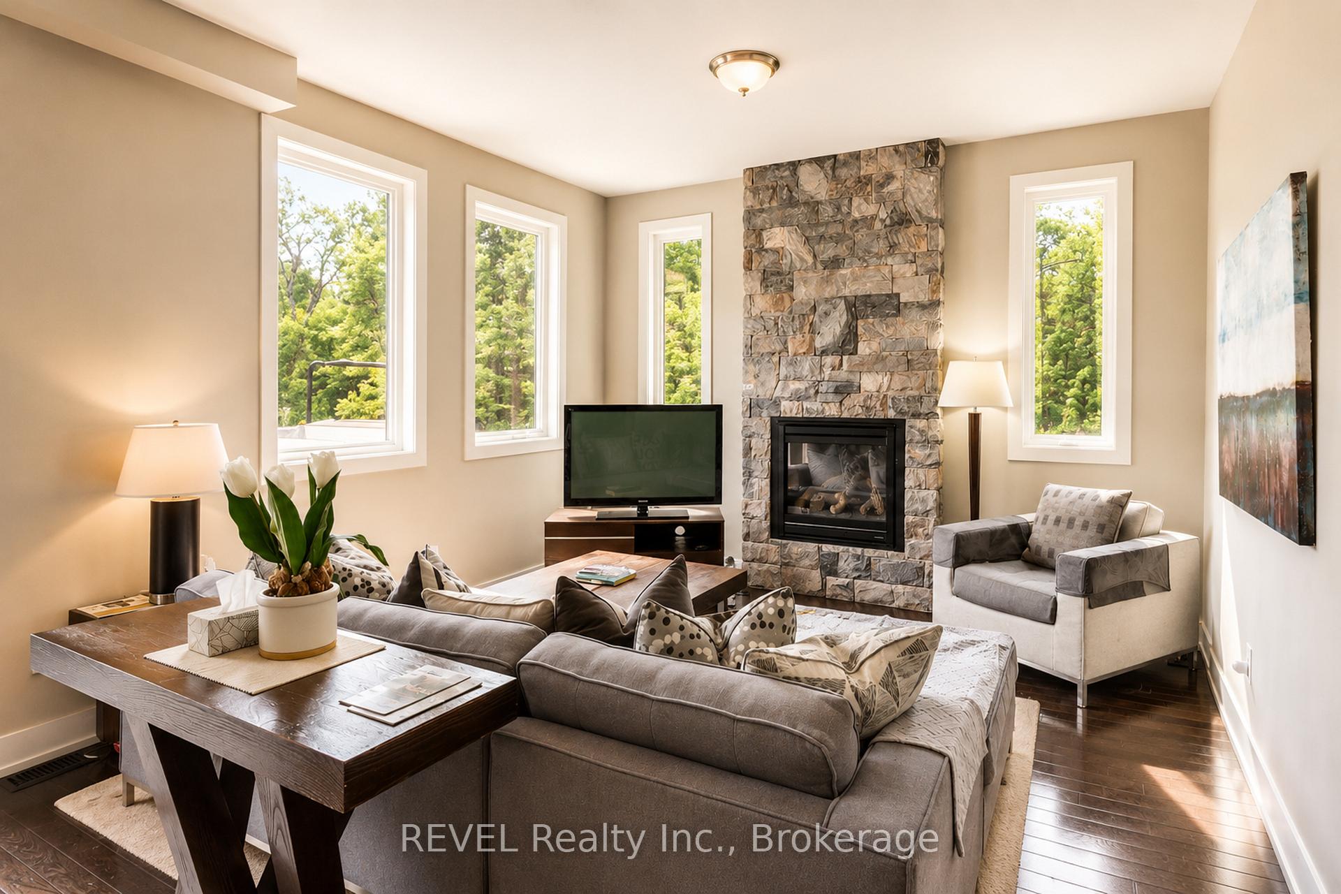 Photo 7 of 67 Rockmount Crescent, Gravenhurst, Muskoka (S) — HOMEH