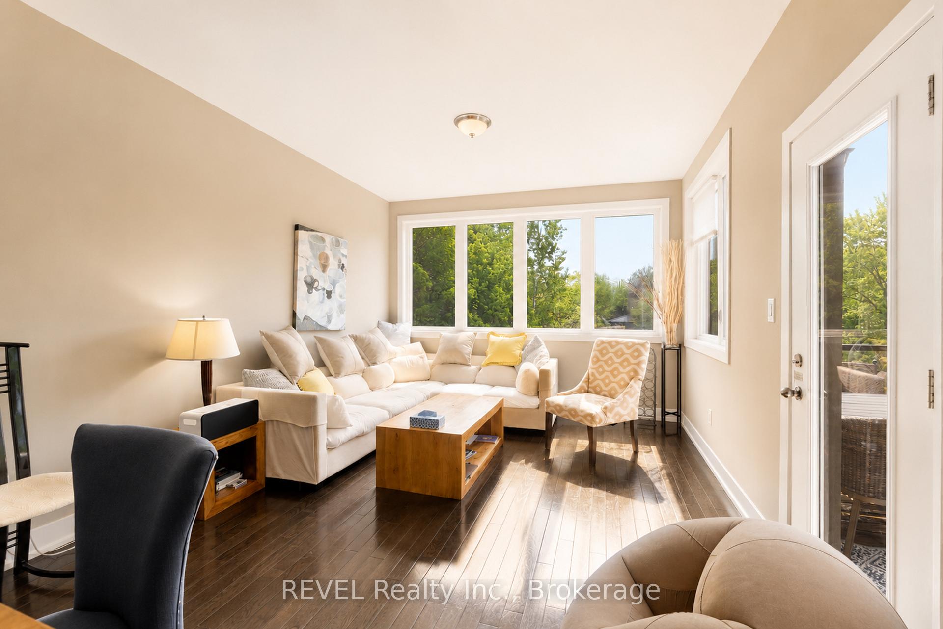 Photo 9 of 67 Rockmount Crescent, Gravenhurst, Muskoka (S) — HOMEH